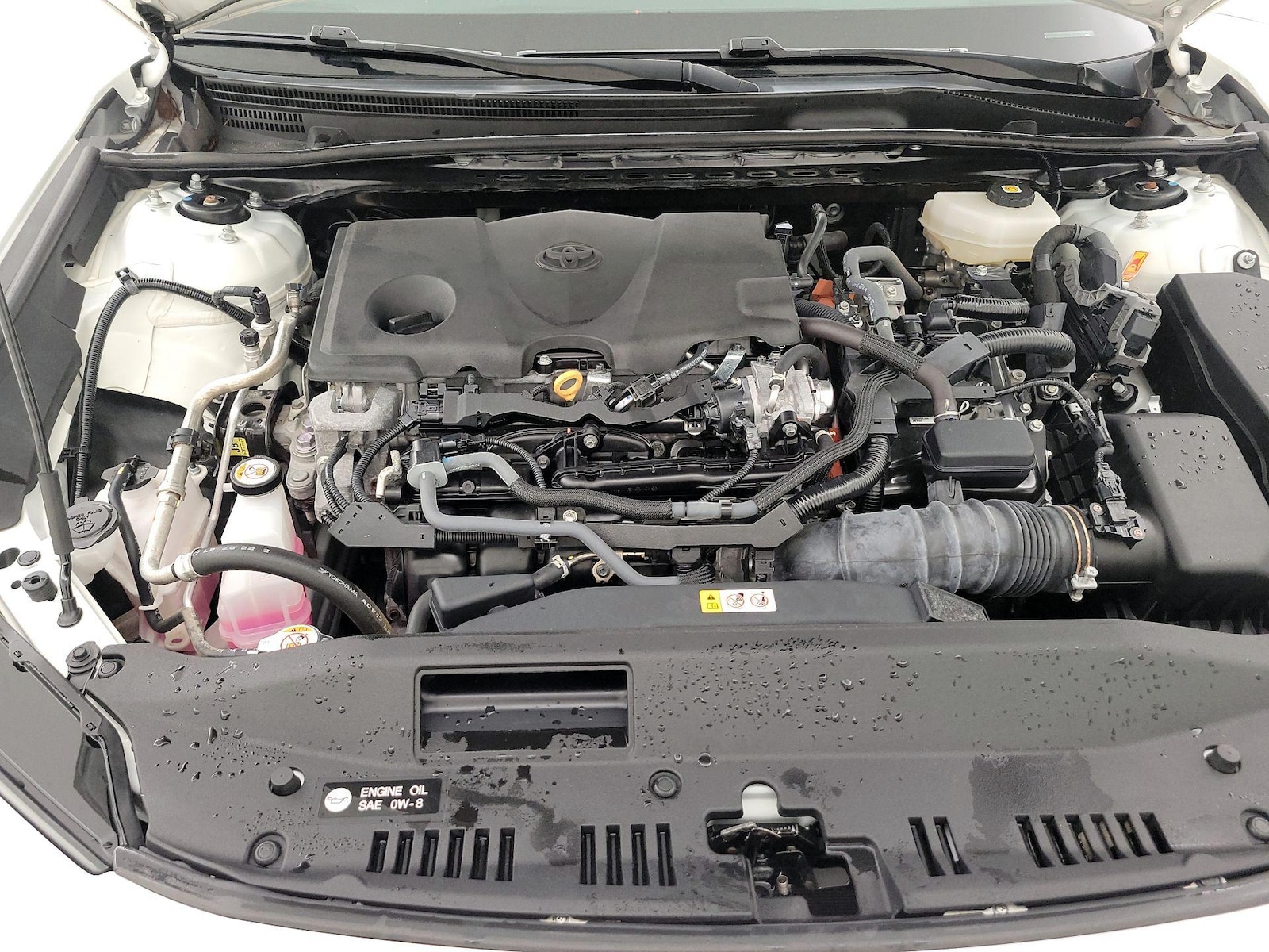 2025 Toyota Camry SE - Photo 23