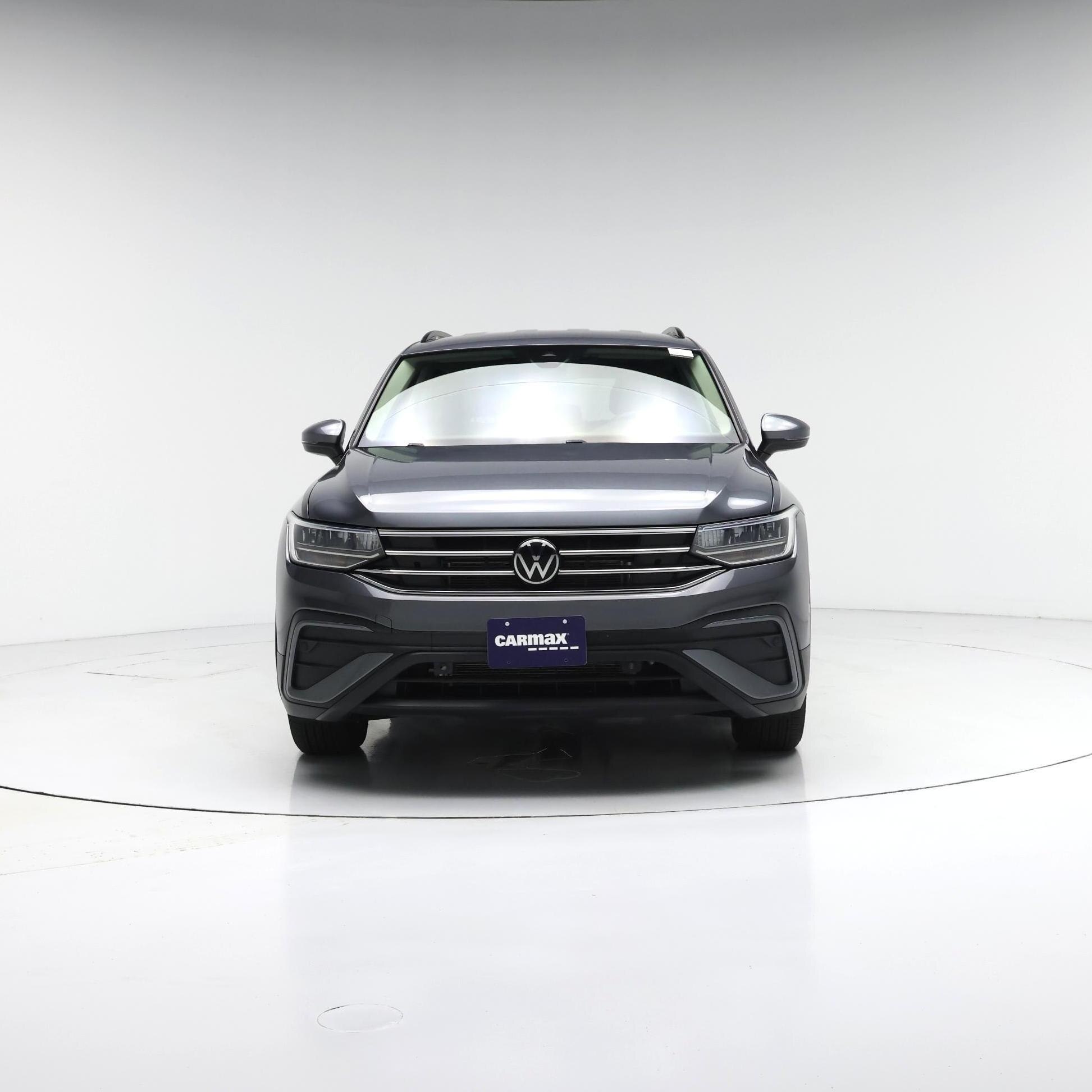 Thumbnail: 2023 Volkswagen Tiguan - 5