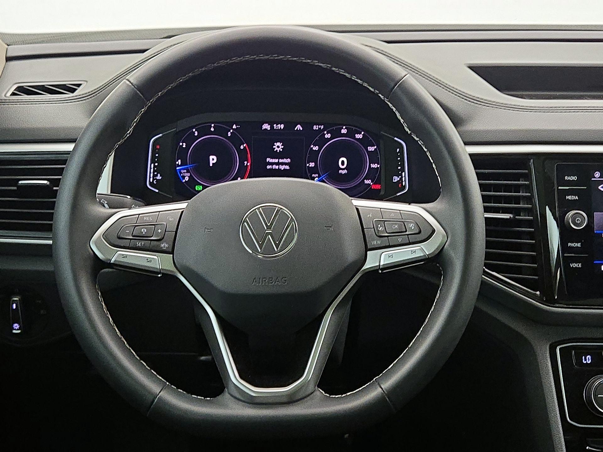 Thumbnail: 2023 Volkswagen Atlas - 10