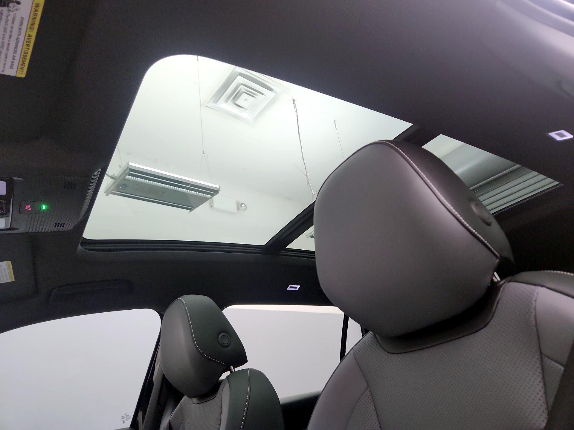 Thumbnail: 2025 Volkswagen Tiguan - 19