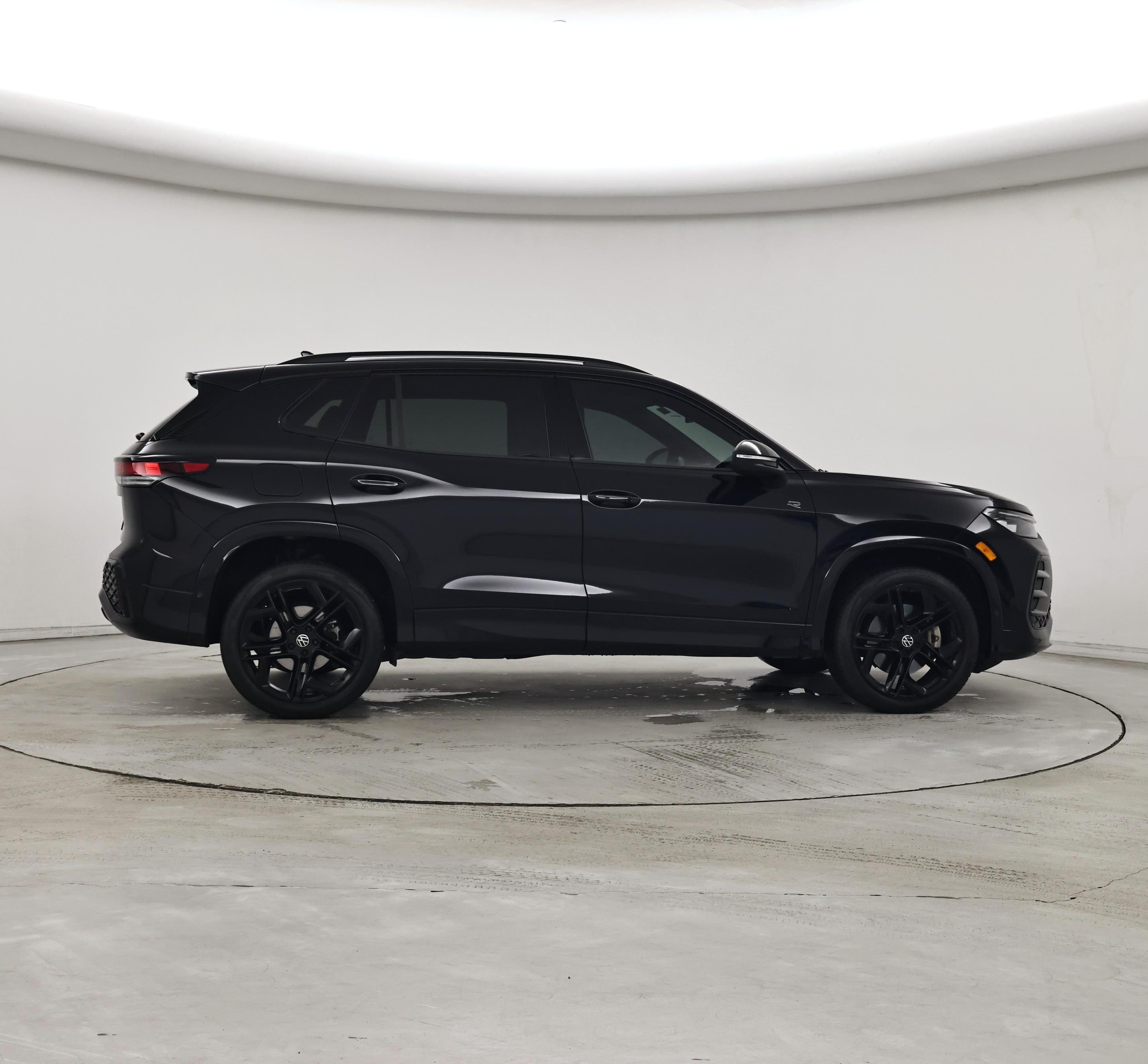 Thumbnail: 2025 Volkswagen Tiguan - 7