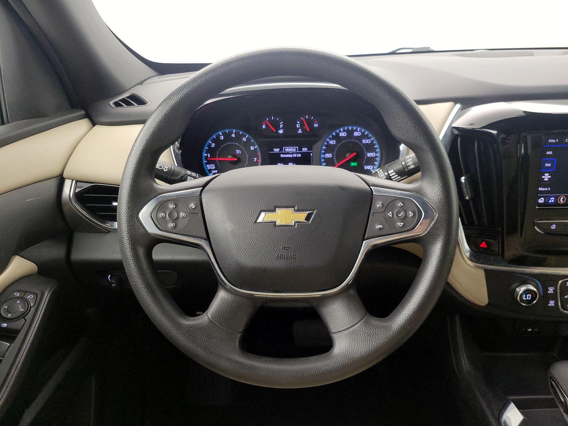 Thumbnail: 2023 Chevrolet Traverse - 10
