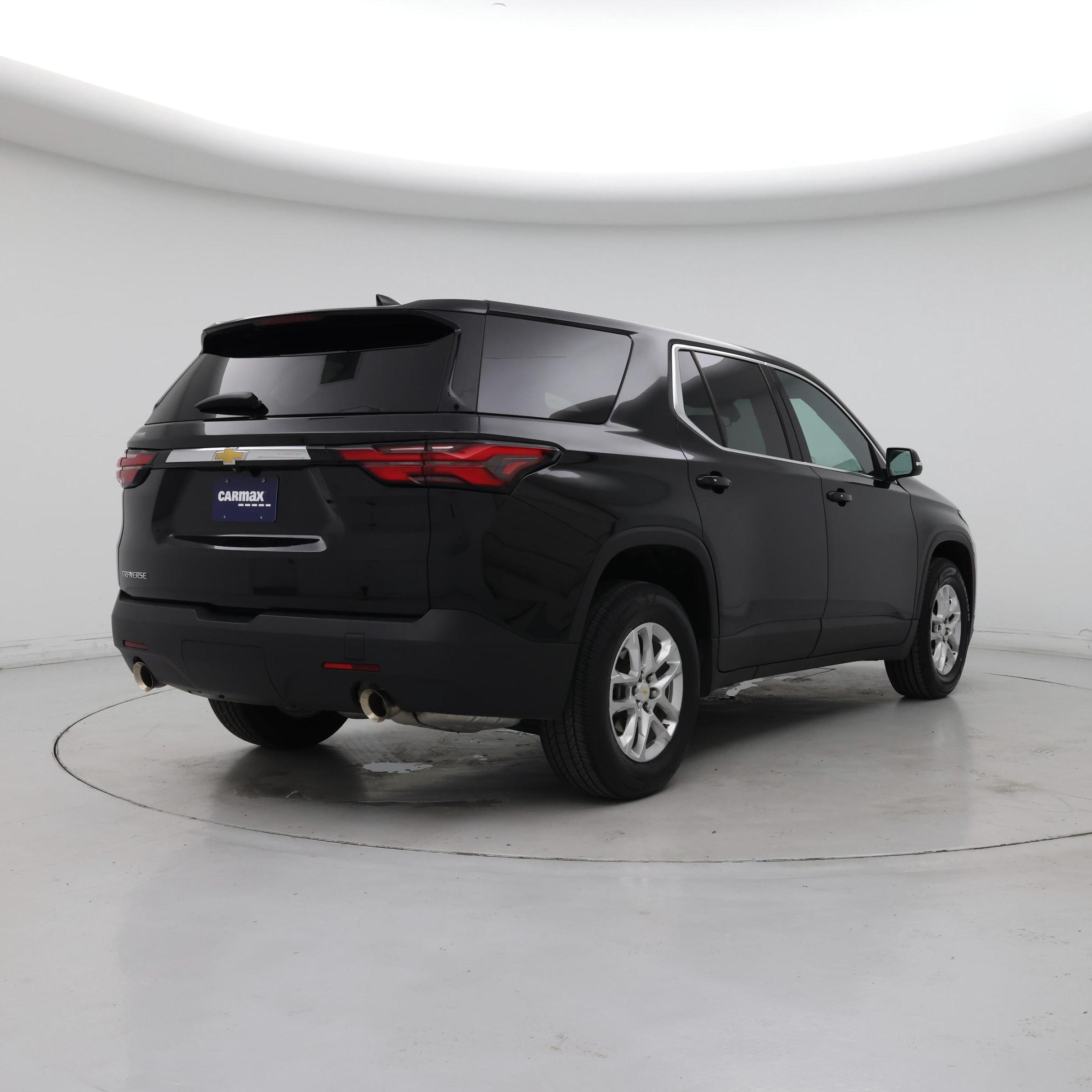 Thumbnail: 2023 Chevrolet Traverse - 8