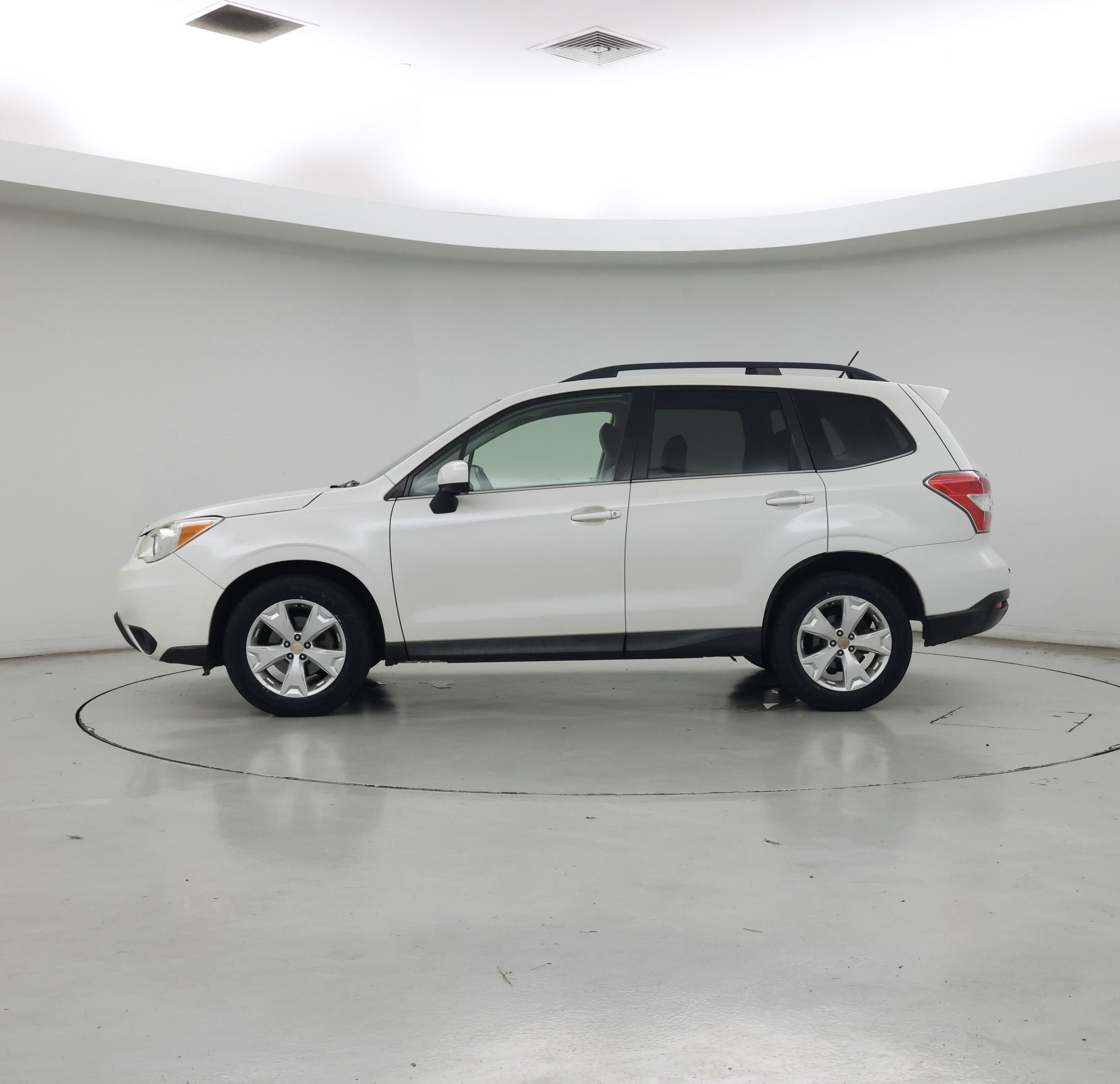 Thumbnail: 2015 Subaru Forester - 3