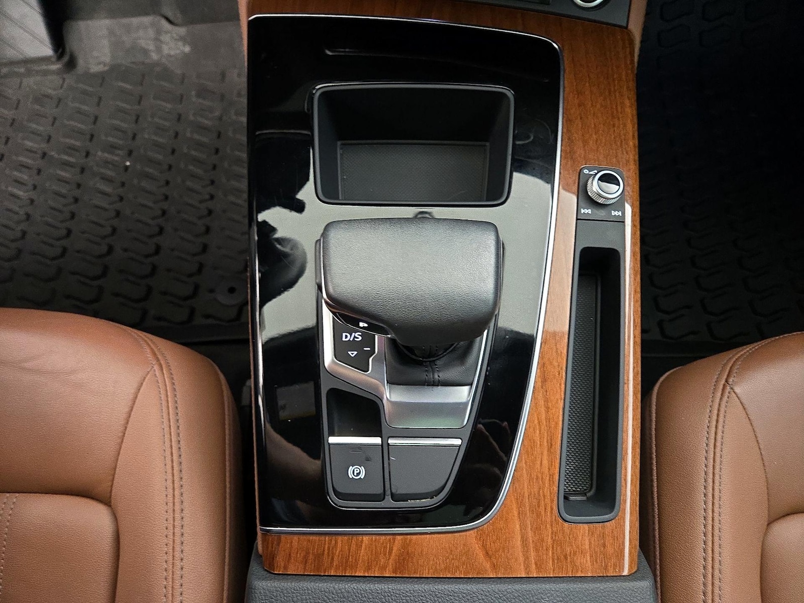 2023 Audi Q5 Premium Plus - Photo 18