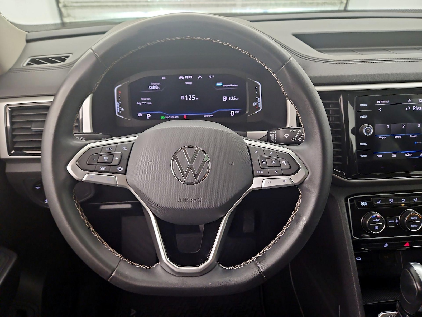 2023 Volkswagen Atlas SE w/Tech - Photo 11