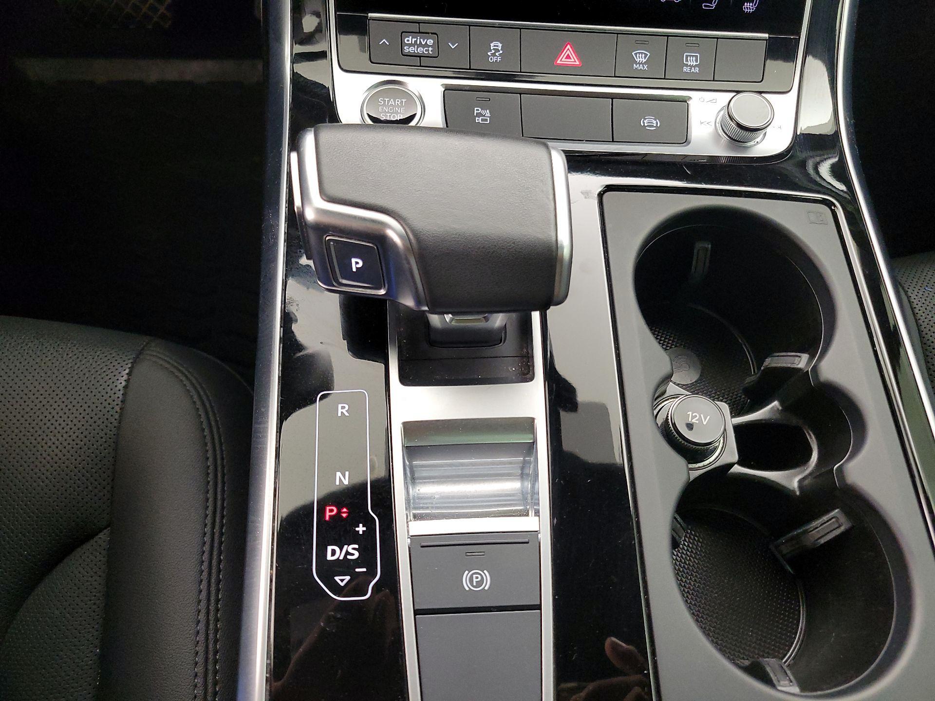 Thumbnail: 2023 Audi Q7 - 18