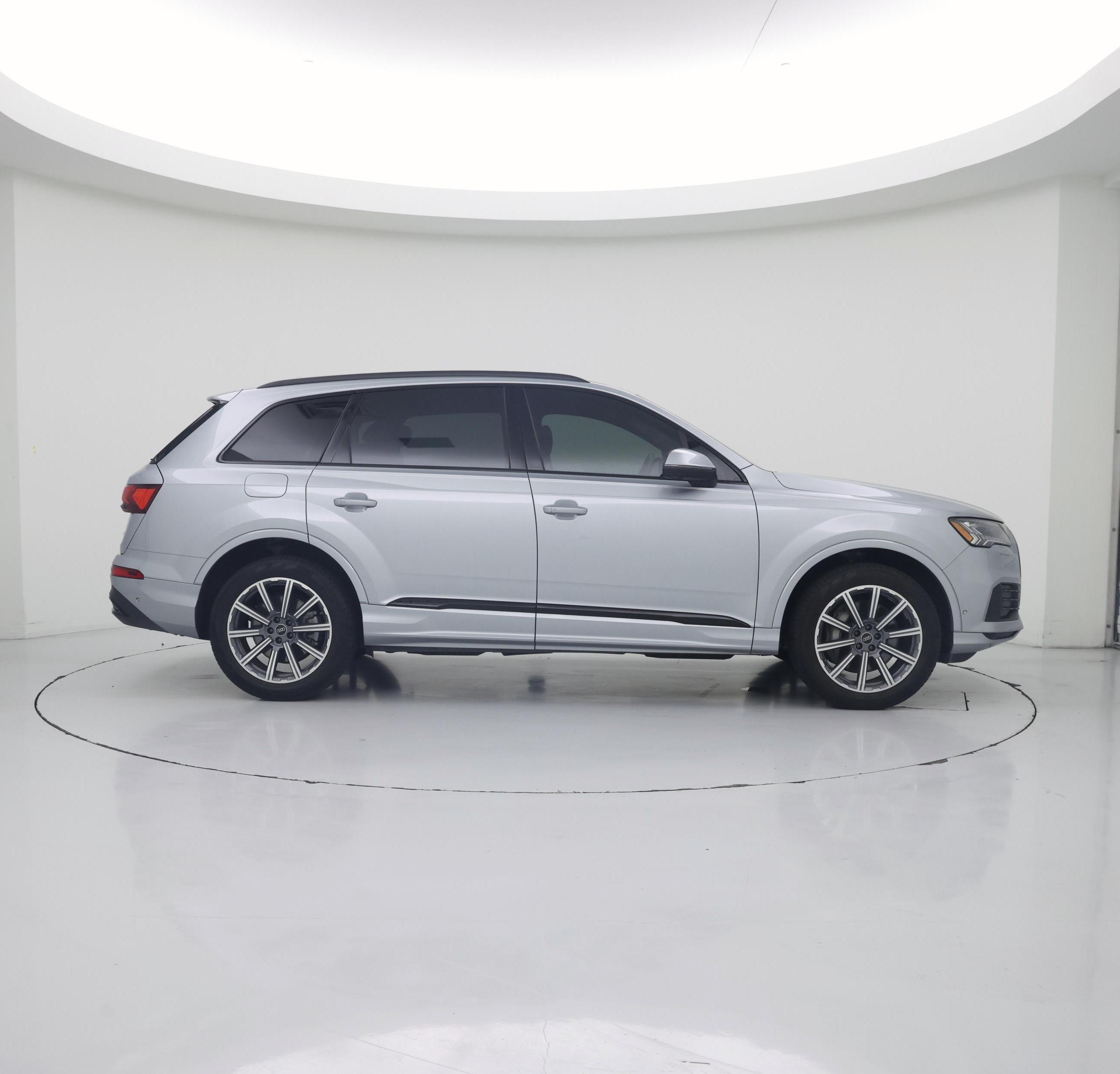 Thumbnail: 2023 Audi Q7 - 7
