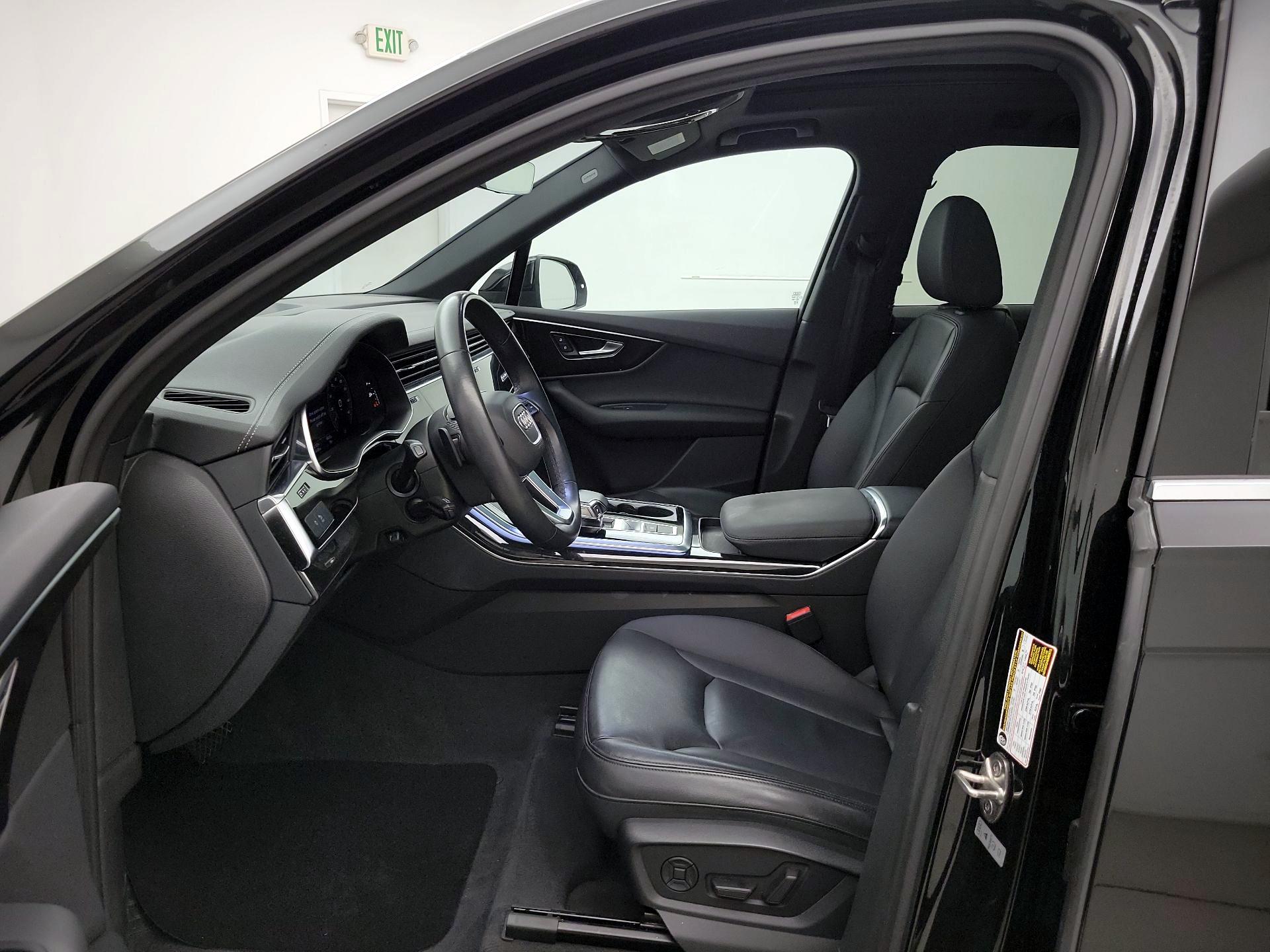 Thumbnail: 2023 Audi Q7 - 11