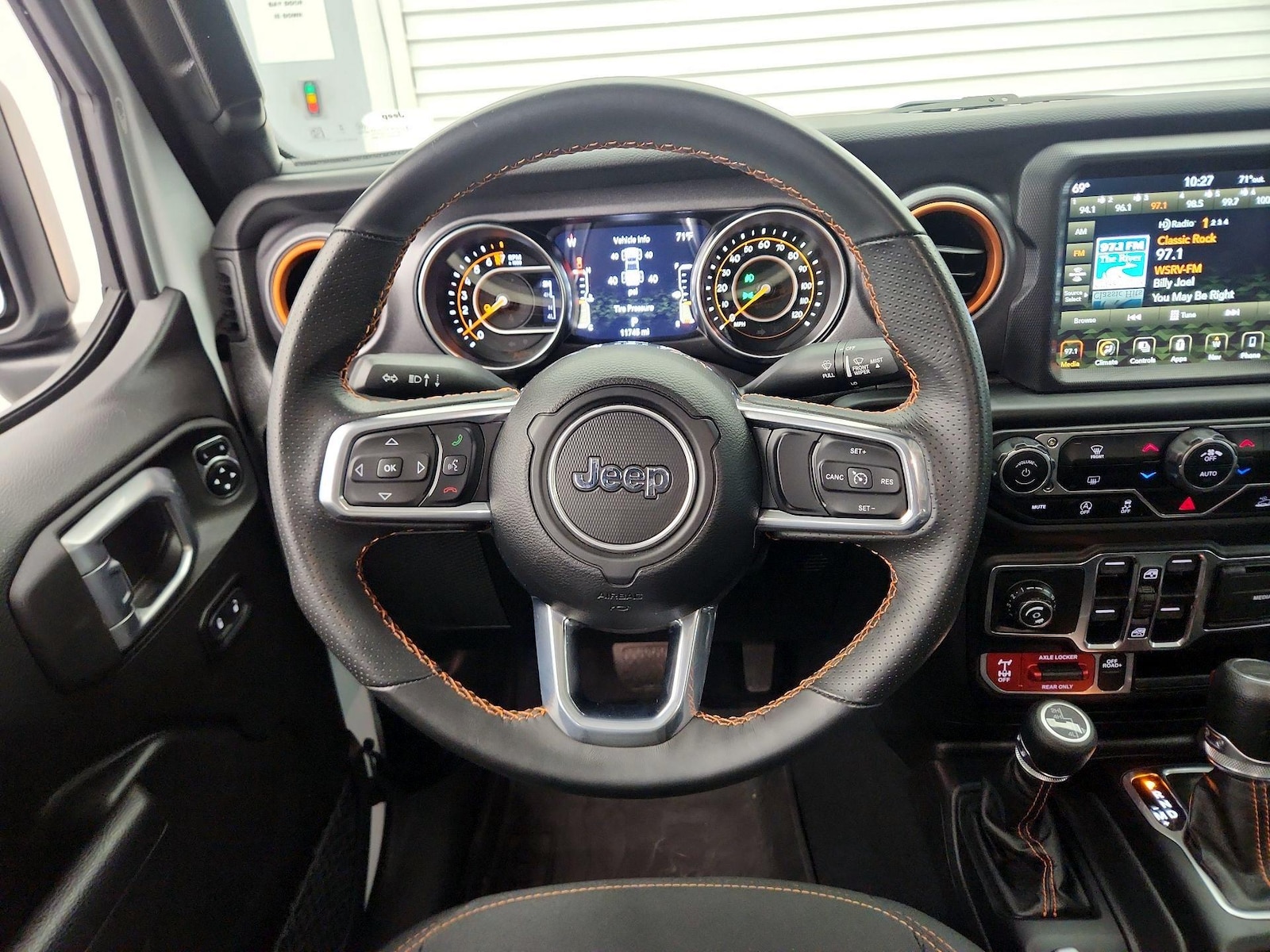 2023 Jeep Gladiator Mojave - Photo 11
