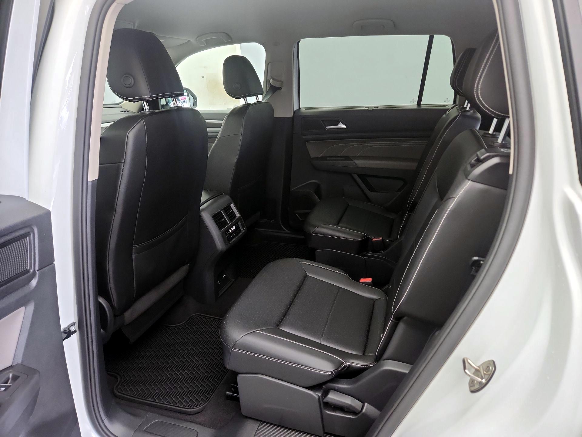 Thumbnail: 2023 Volkswagen Atlas - 19