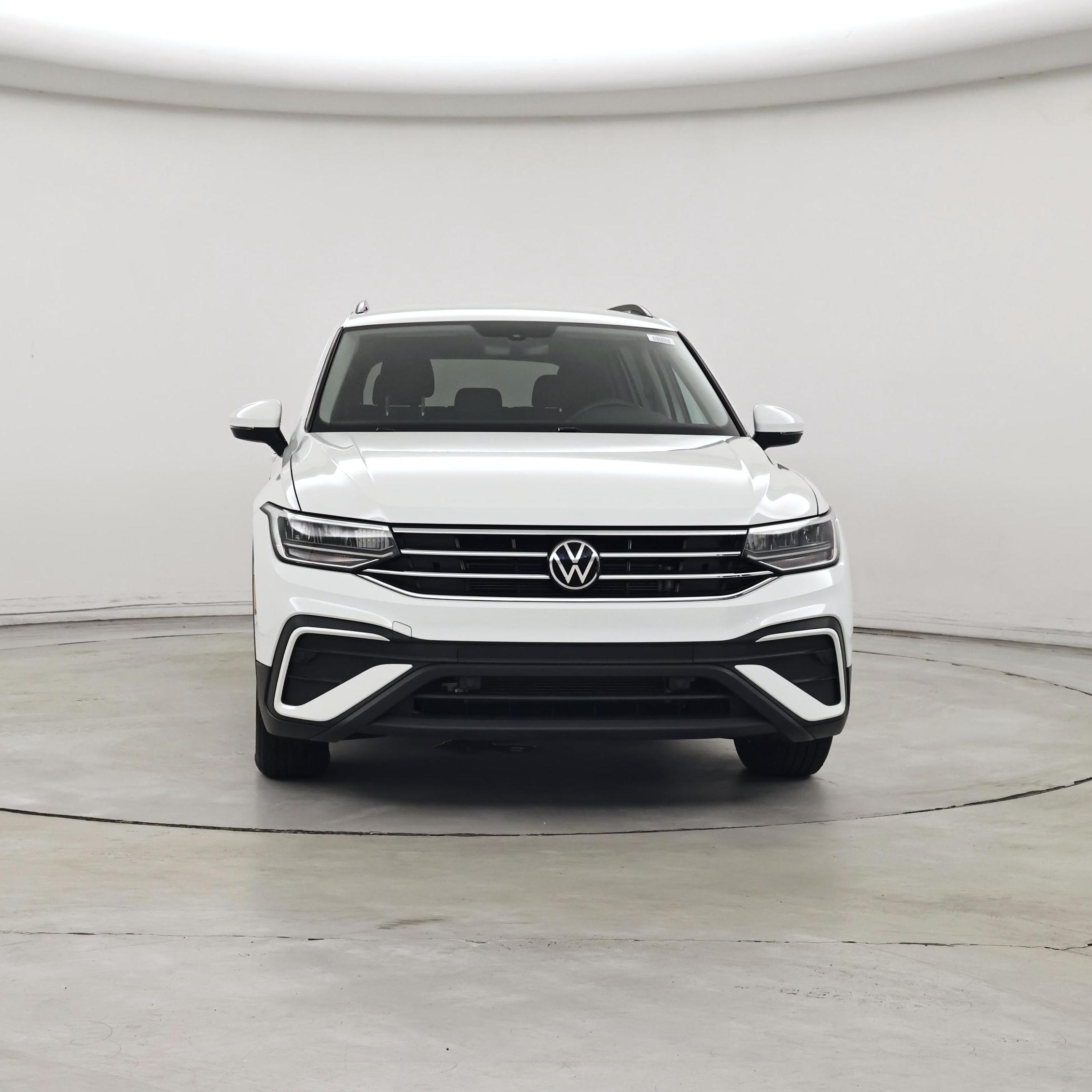 Thumbnail: 2023 Volkswagen Tiguan - 5