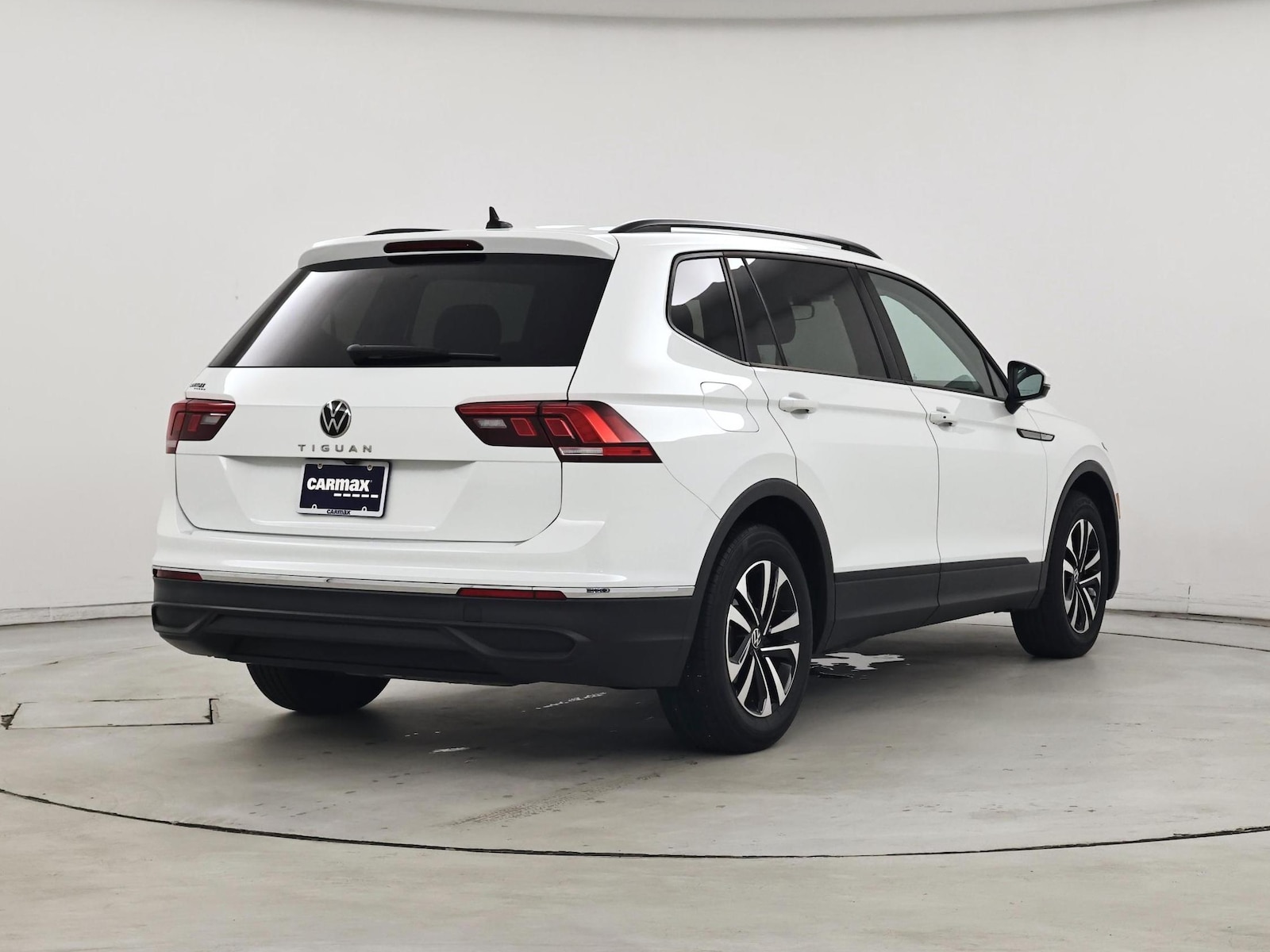 2023 Volkswagen Tiguan S - Photo 9
