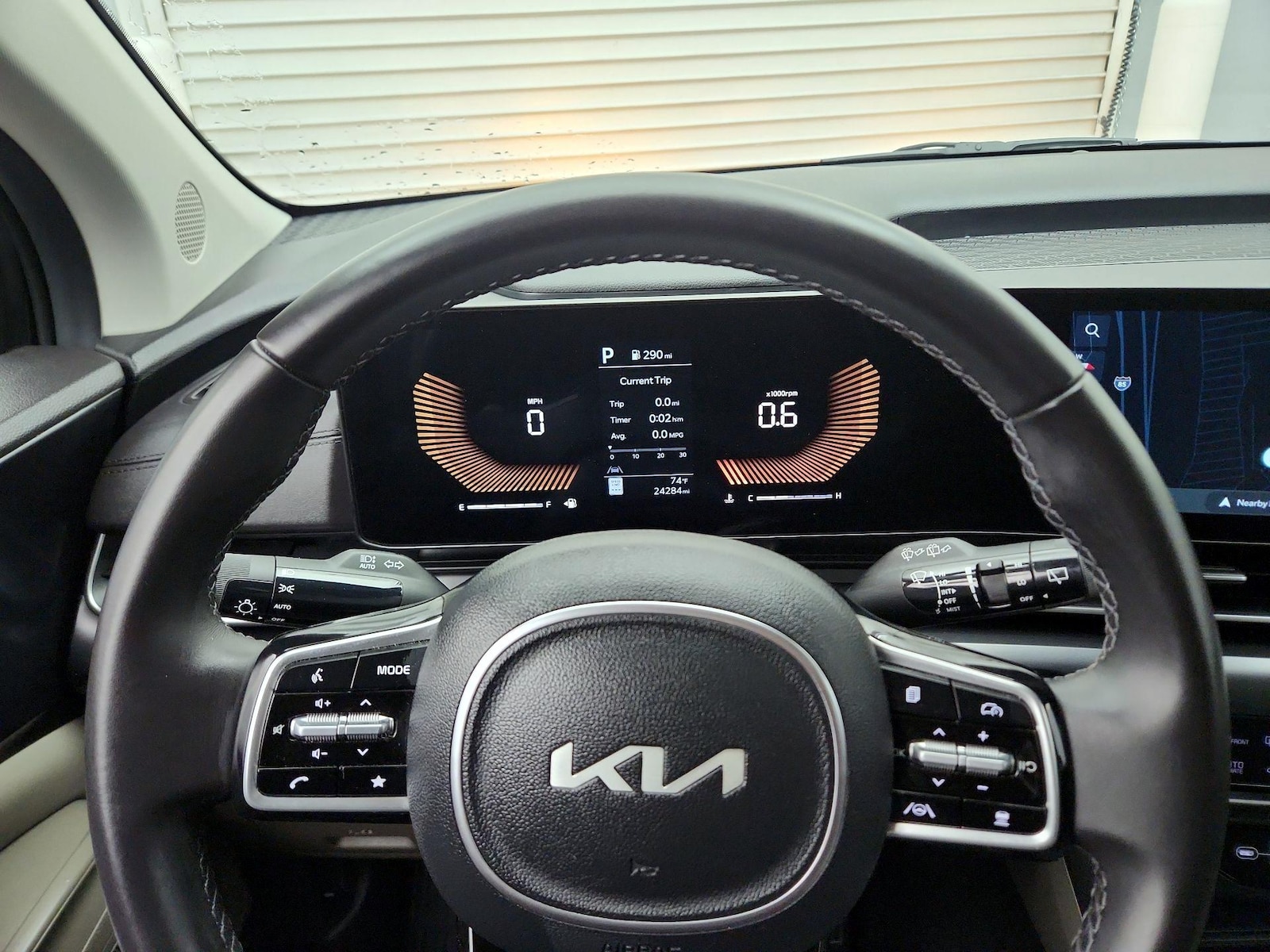 2026 Kia Carnival LXS - Photo 11