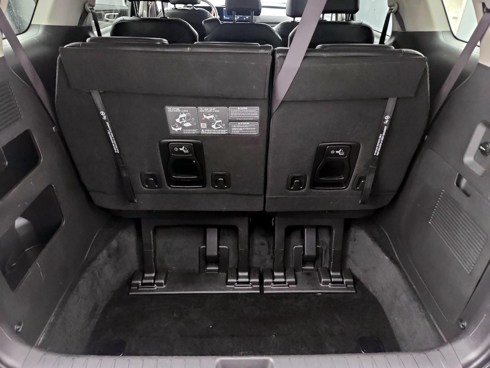 2026 Kia Carnival LXS - Photo 22
