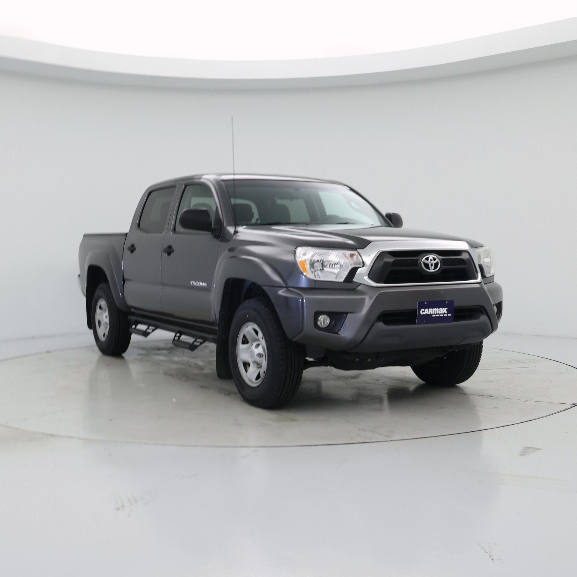 Gray 2015 Toyota Tacoma Pickup Truck 4X2 Automatic