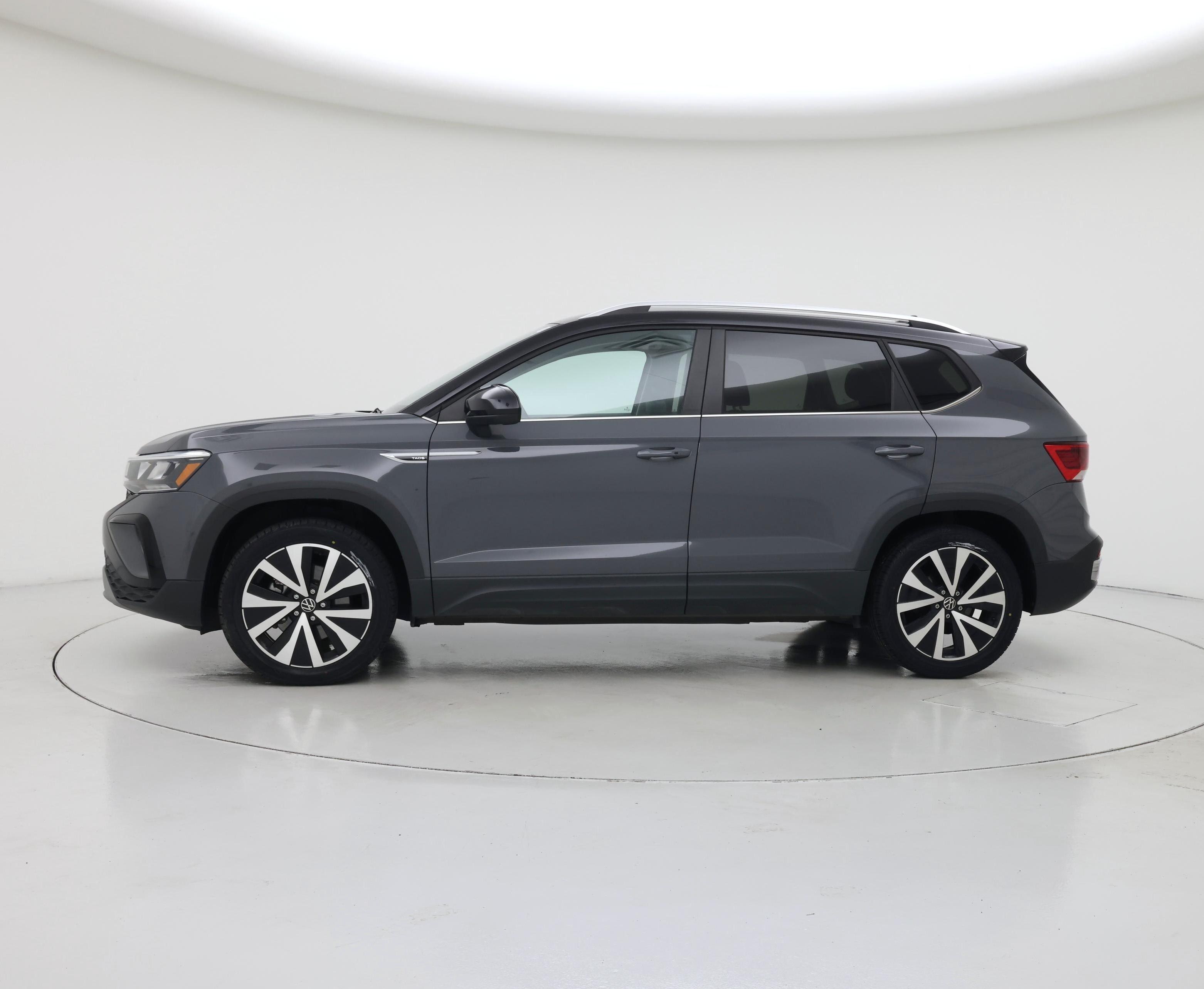 Thumbnail: 2023 Volkswagen Taos - 3