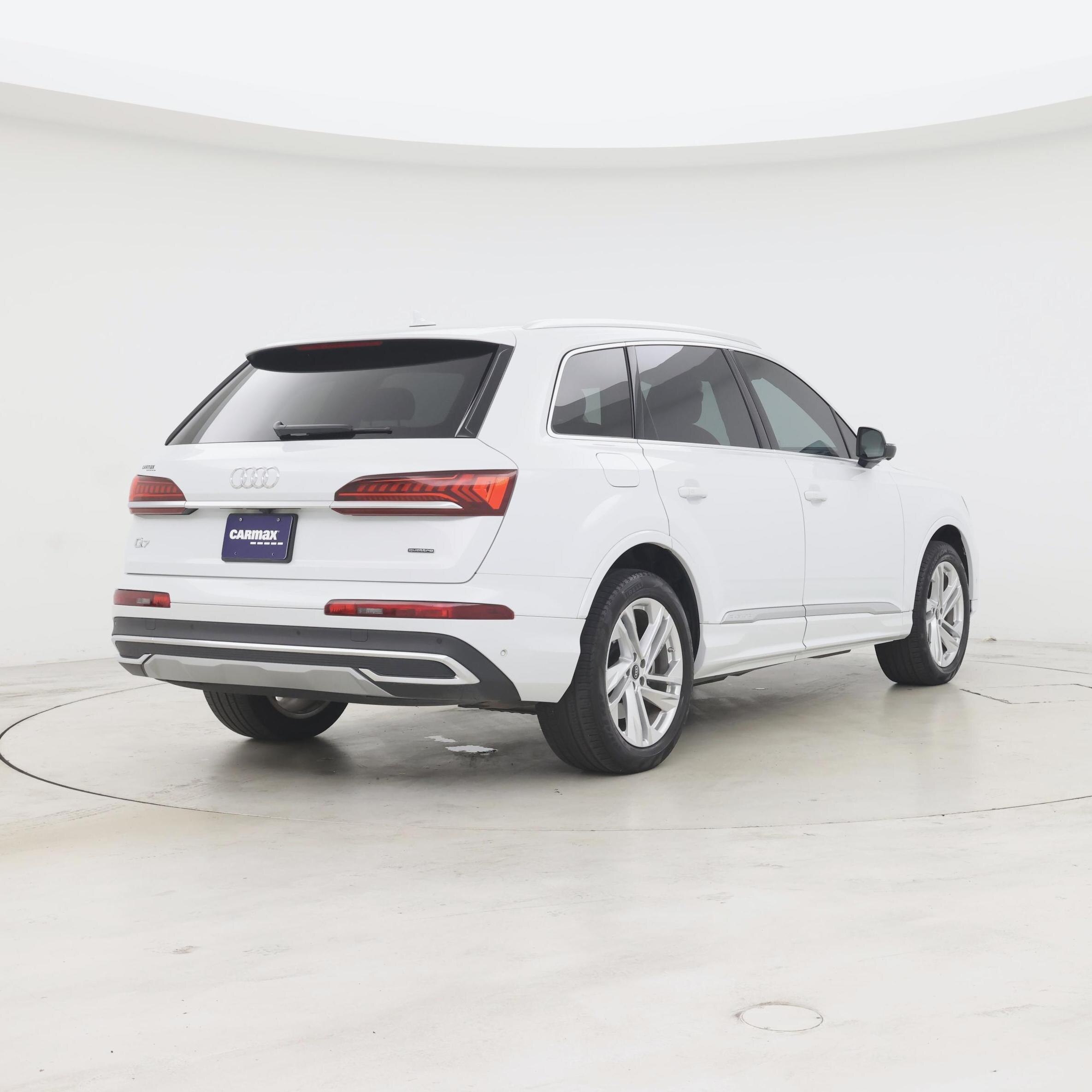 Thumbnail: 2023 Audi Q7 - 8