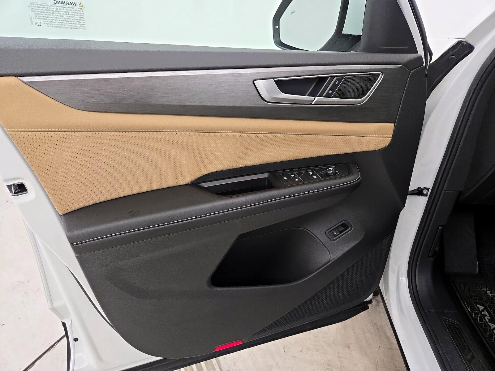 2024 Volkswagen Atlas Cross Sport SE w/Tech - Photo 13
