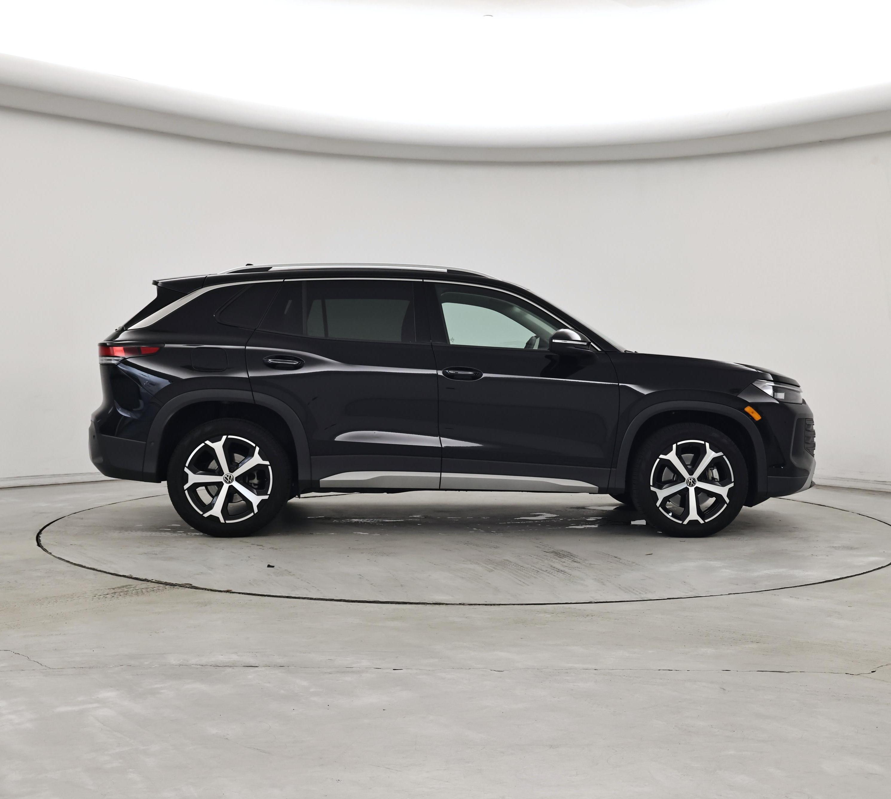 Thumbnail: 2025 Volkswagen Tiguan - 7