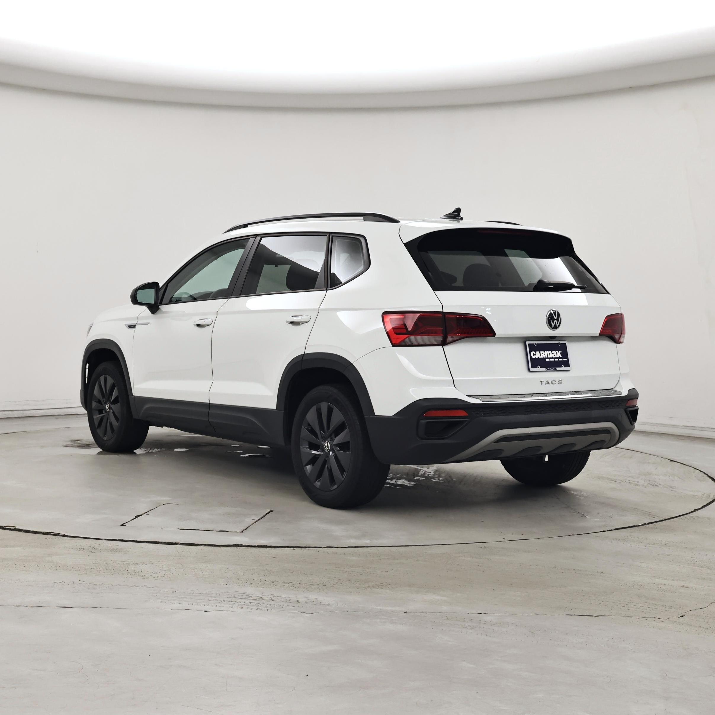Thumbnail: 2023 Volkswagen Taos - 2