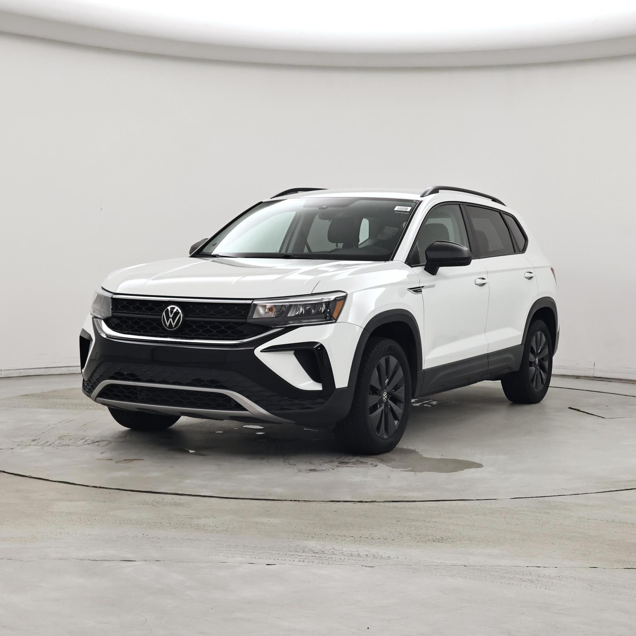 Thumbnail: 2023 Volkswagen Taos - 4