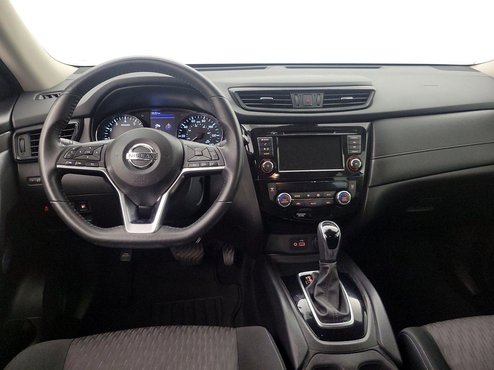 Thumbnail: 2019 Nissan Rogue - 10