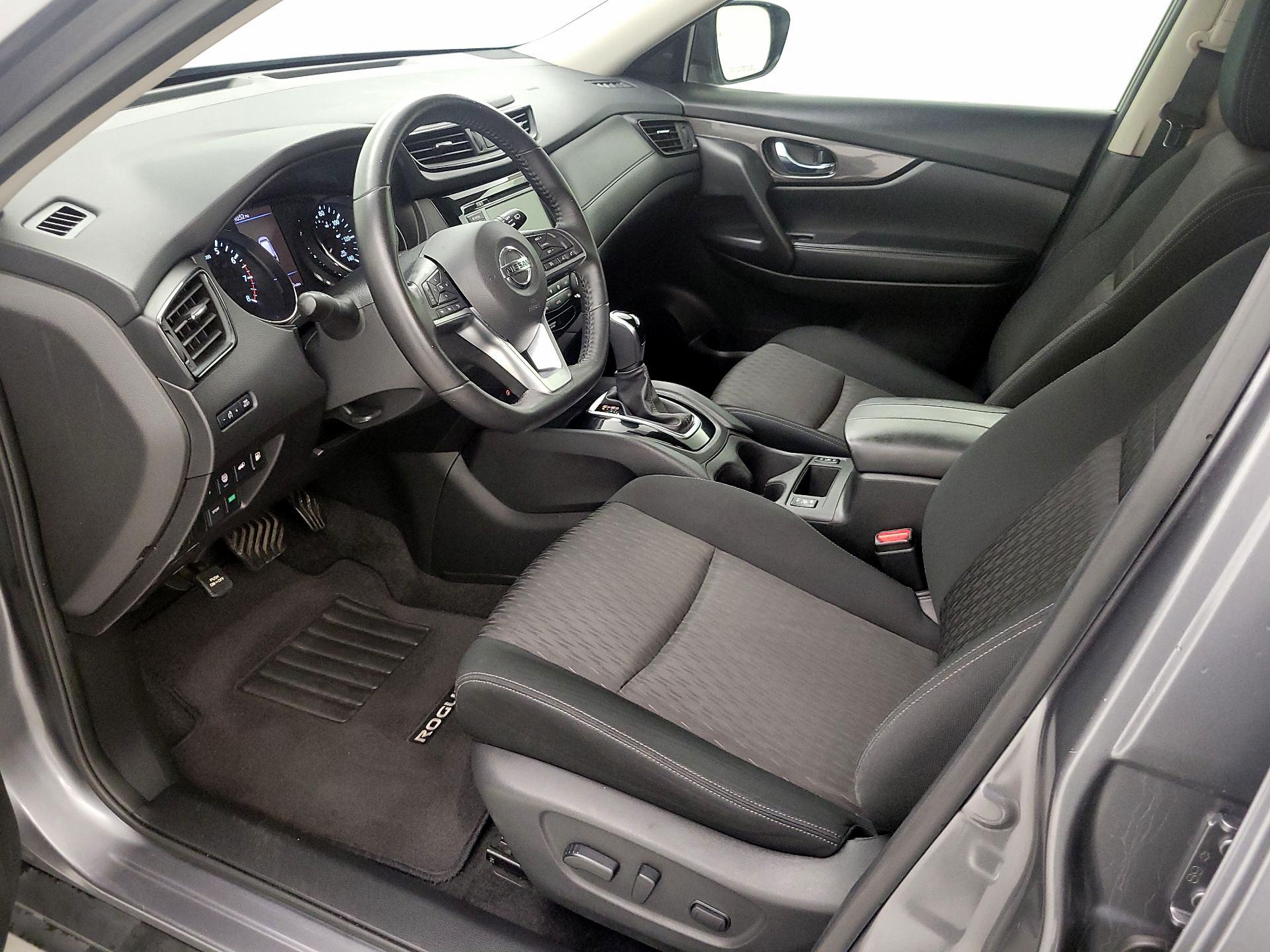 Thumbnail: 2019 Nissan Rogue - 11