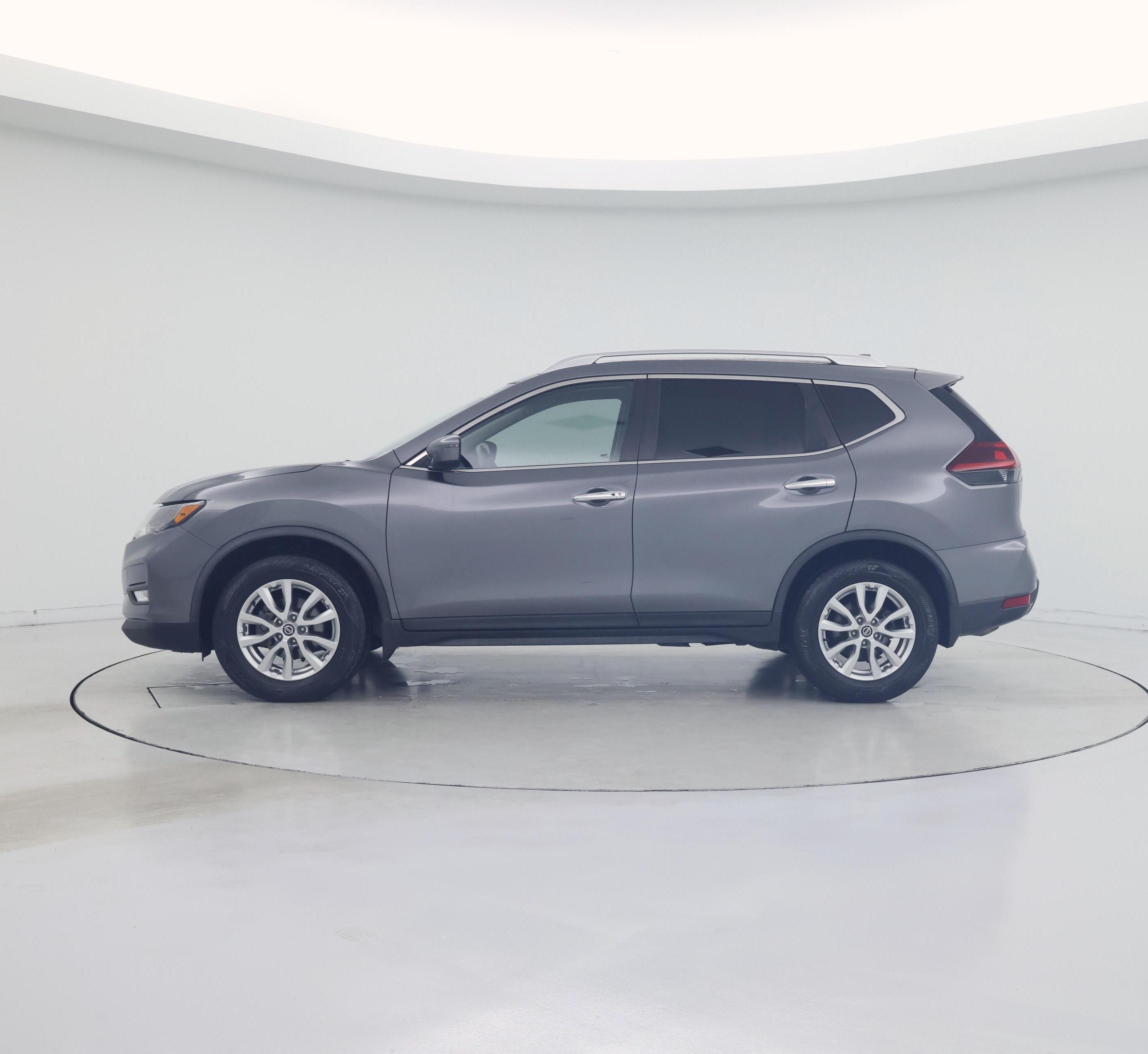 Thumbnail: 2019 Nissan Rogue - 3