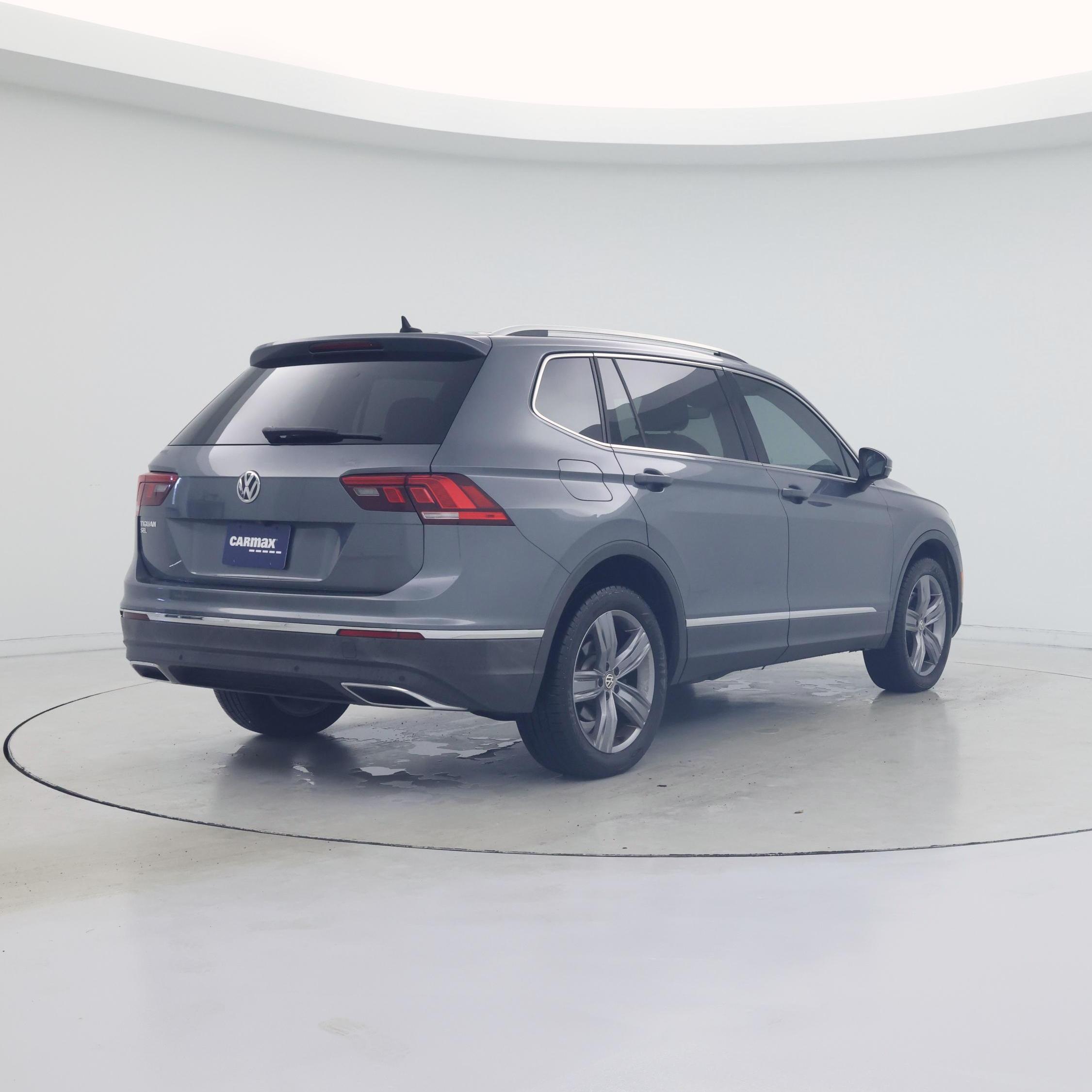 Thumbnail: 2020 Volkswagen Tiguan - 8