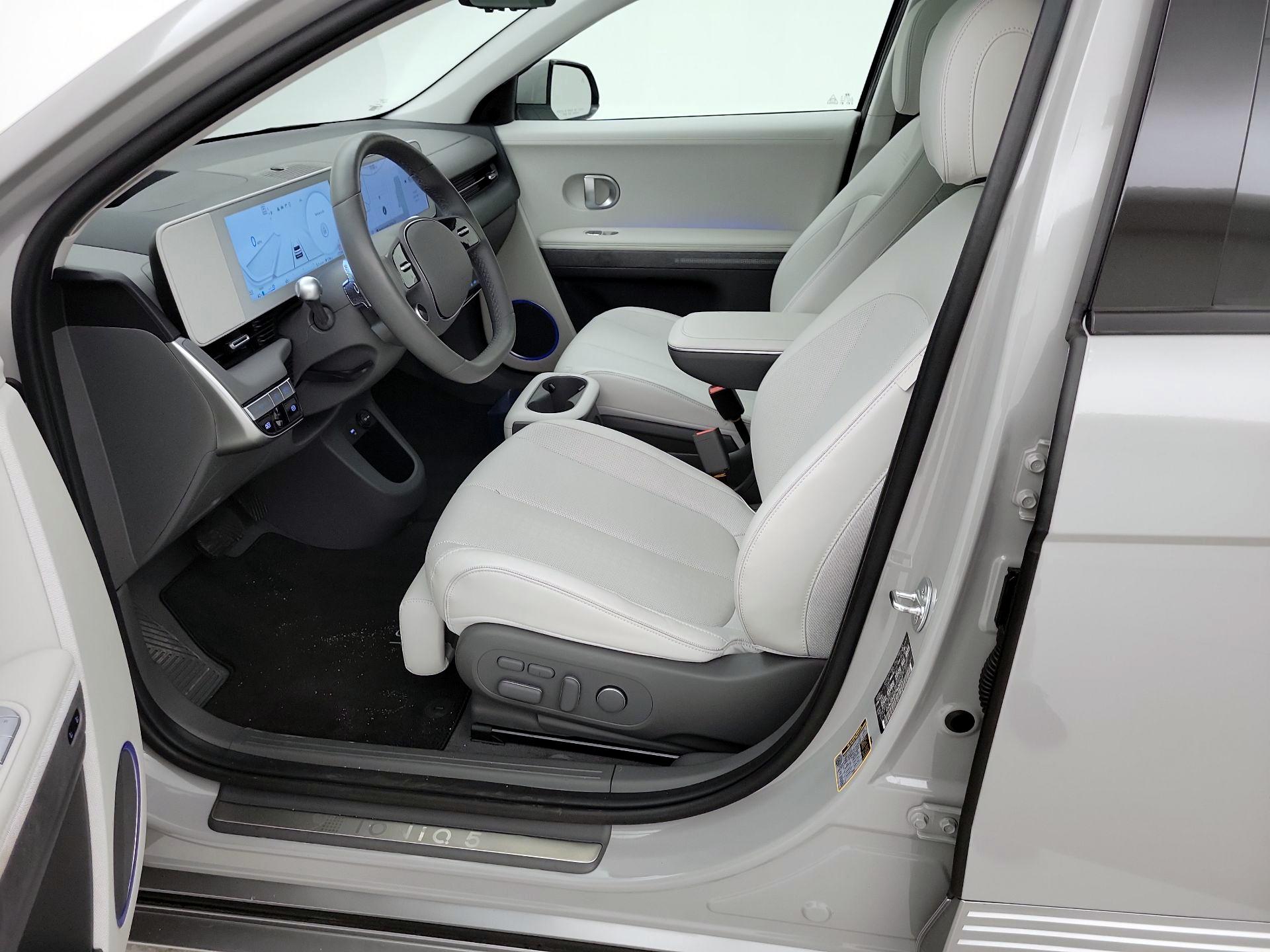 Thumbnail: 2024 Hyundai Ioniq 5 - 11