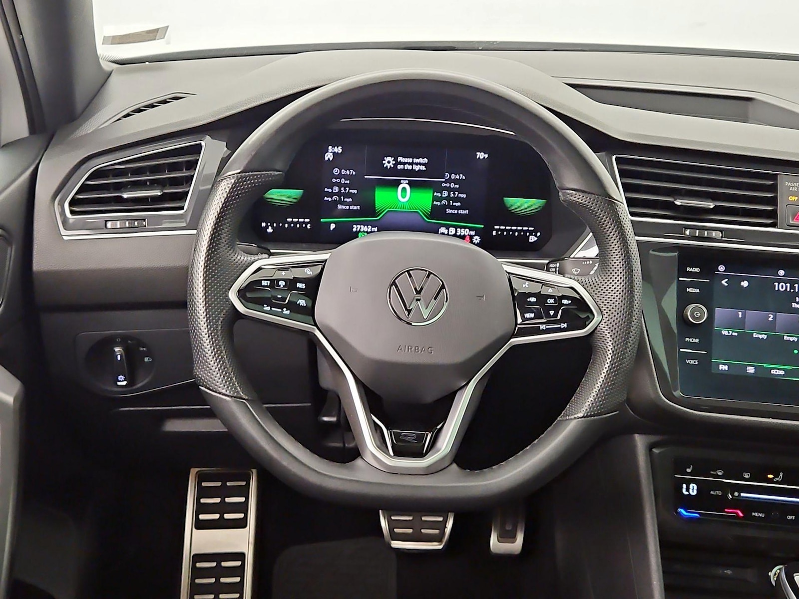 2023 Volkswagen Tiguan SE R-LINE BLACK - Photo 11