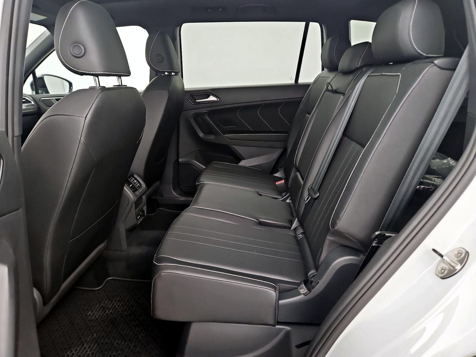 2023 Volkswagen Tiguan SE R-LINE BLACK - Photo 21
