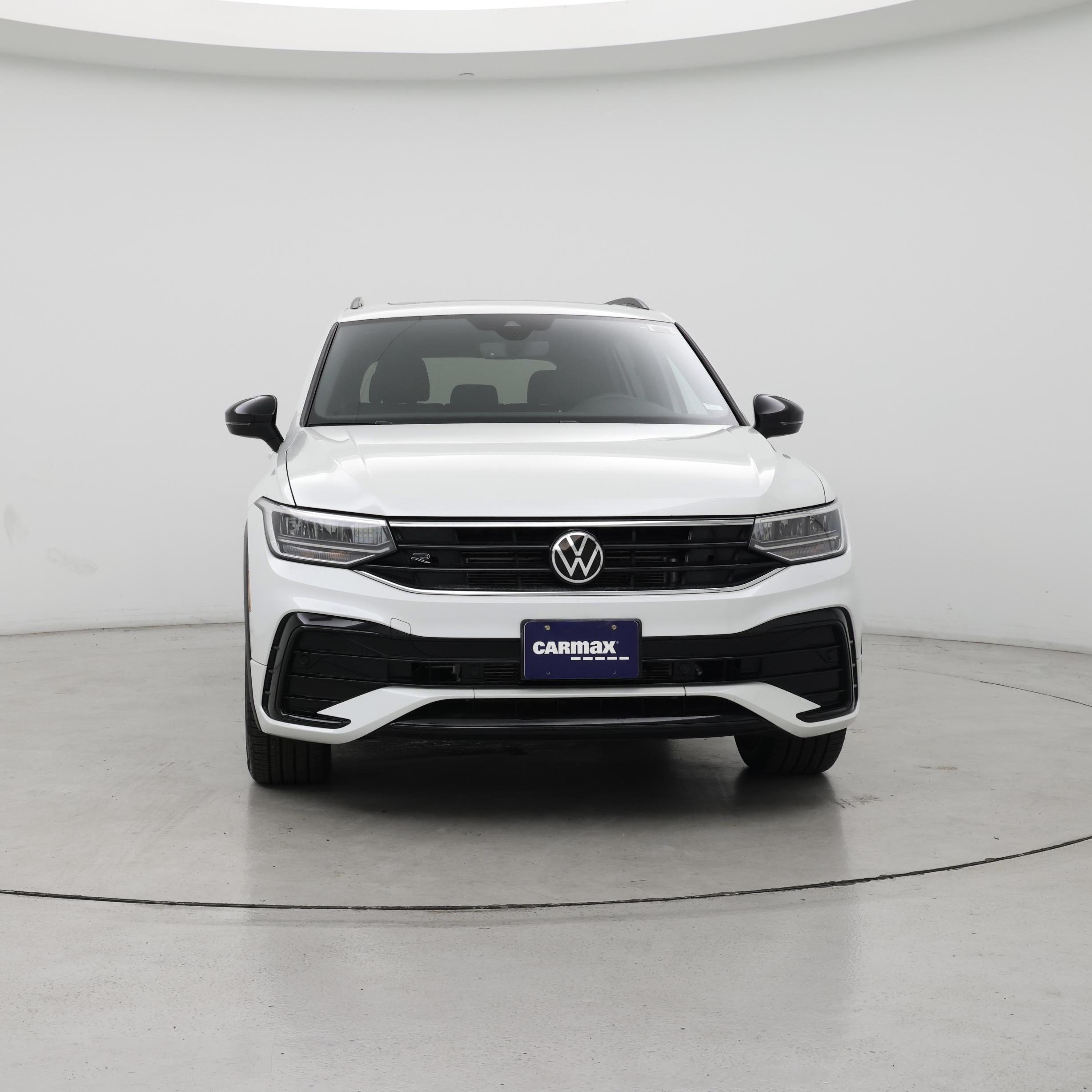 Thumbnail: 2023 Volkswagen Tiguan - 5