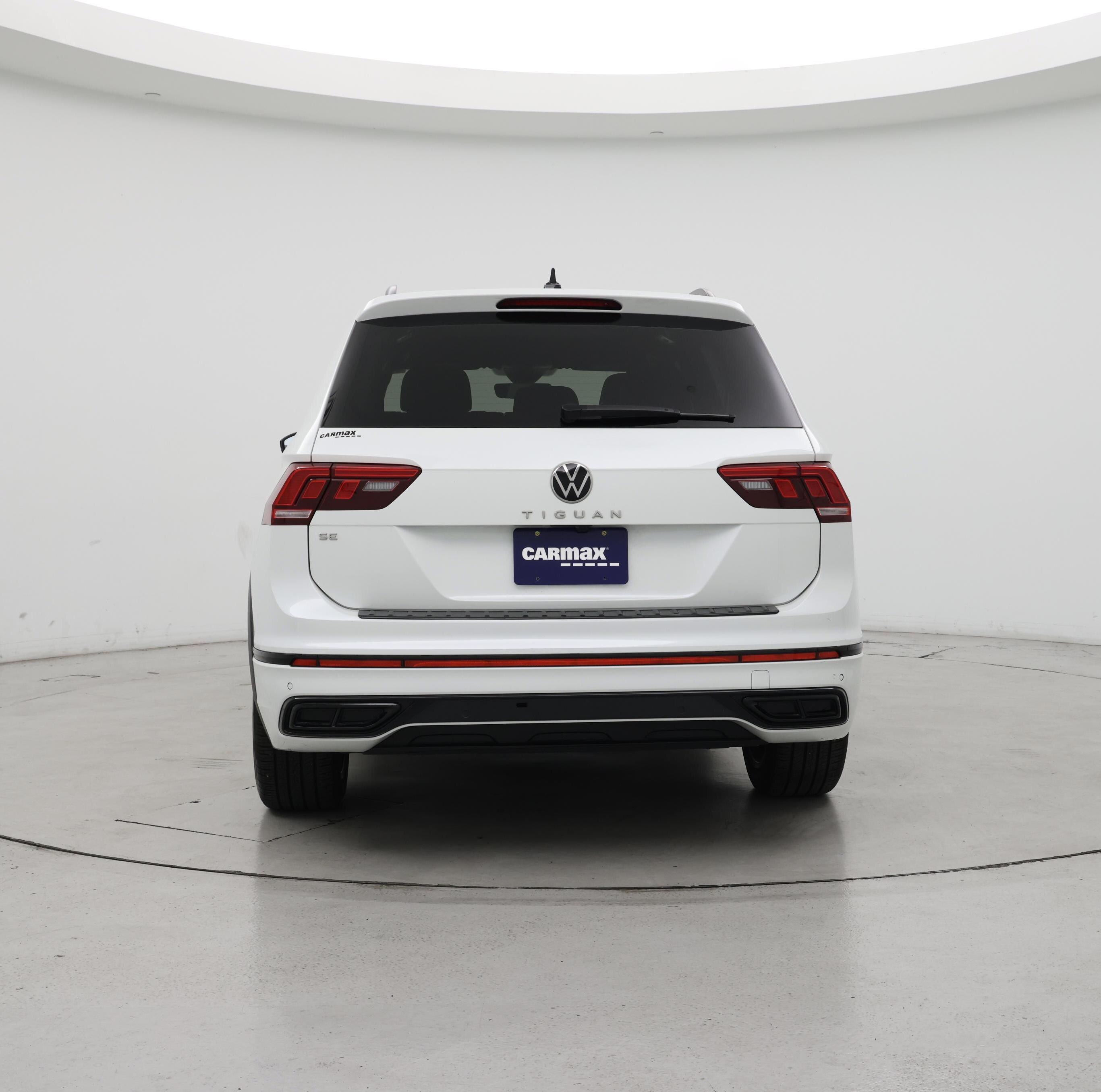 Thumbnail: 2023 Volkswagen Tiguan - 6
