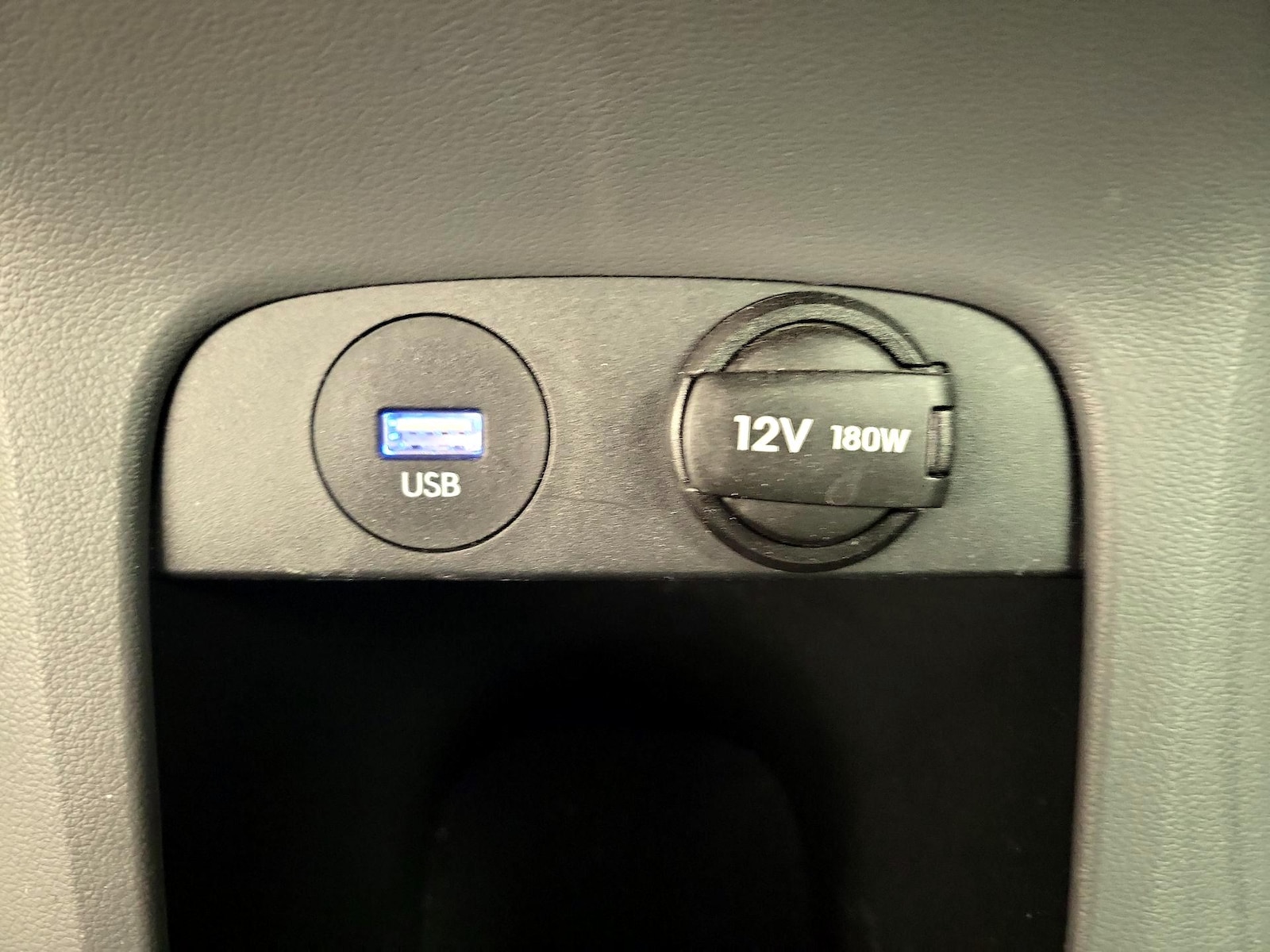 2024 Hyundai IONIQ 5 Limited - Photo 20