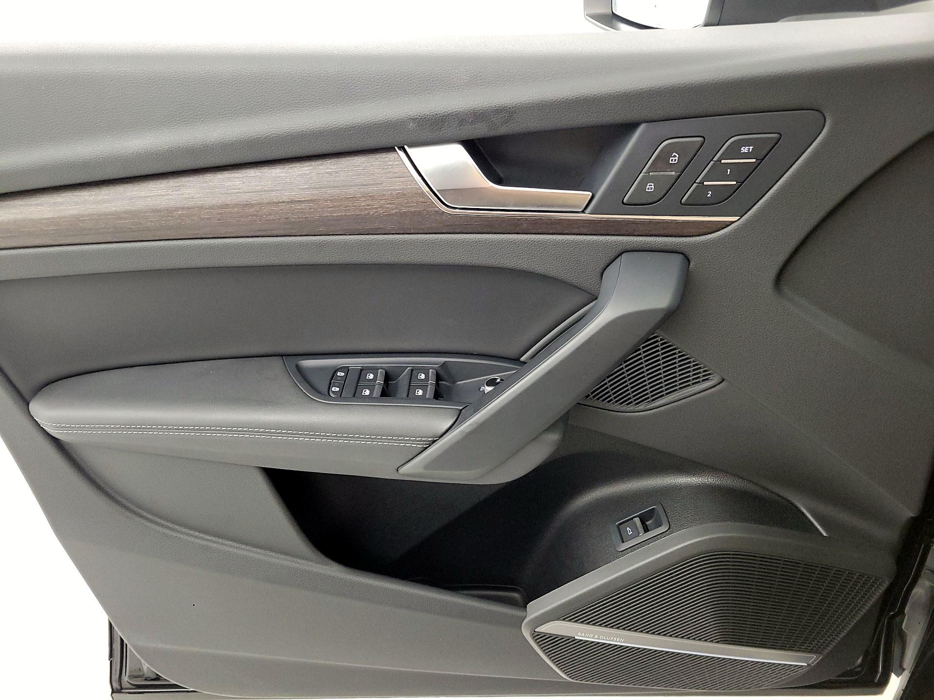 Thumbnail: 2024 Audi Q5 - 12