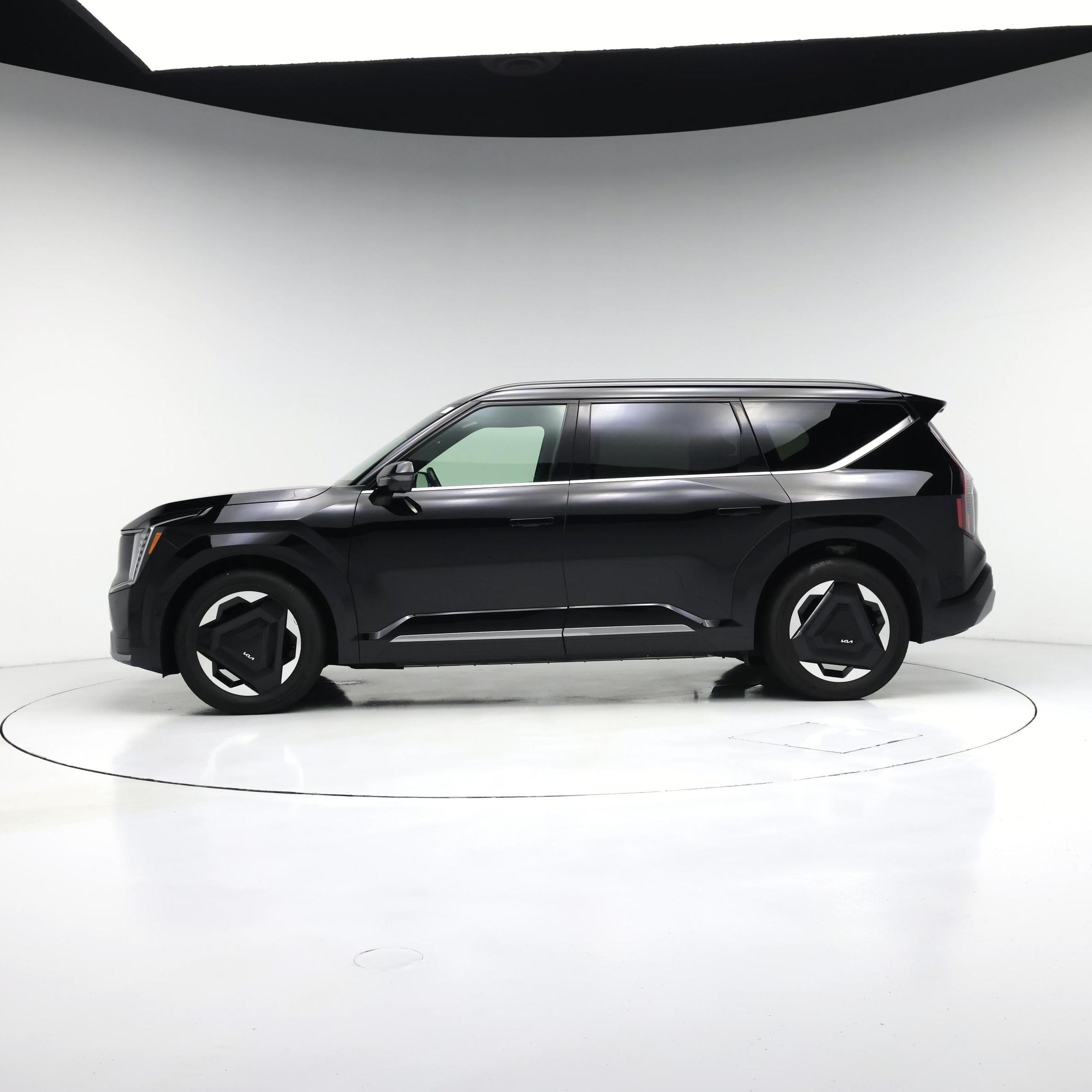 Thumbnail: 2024 Kia EV9 - 3