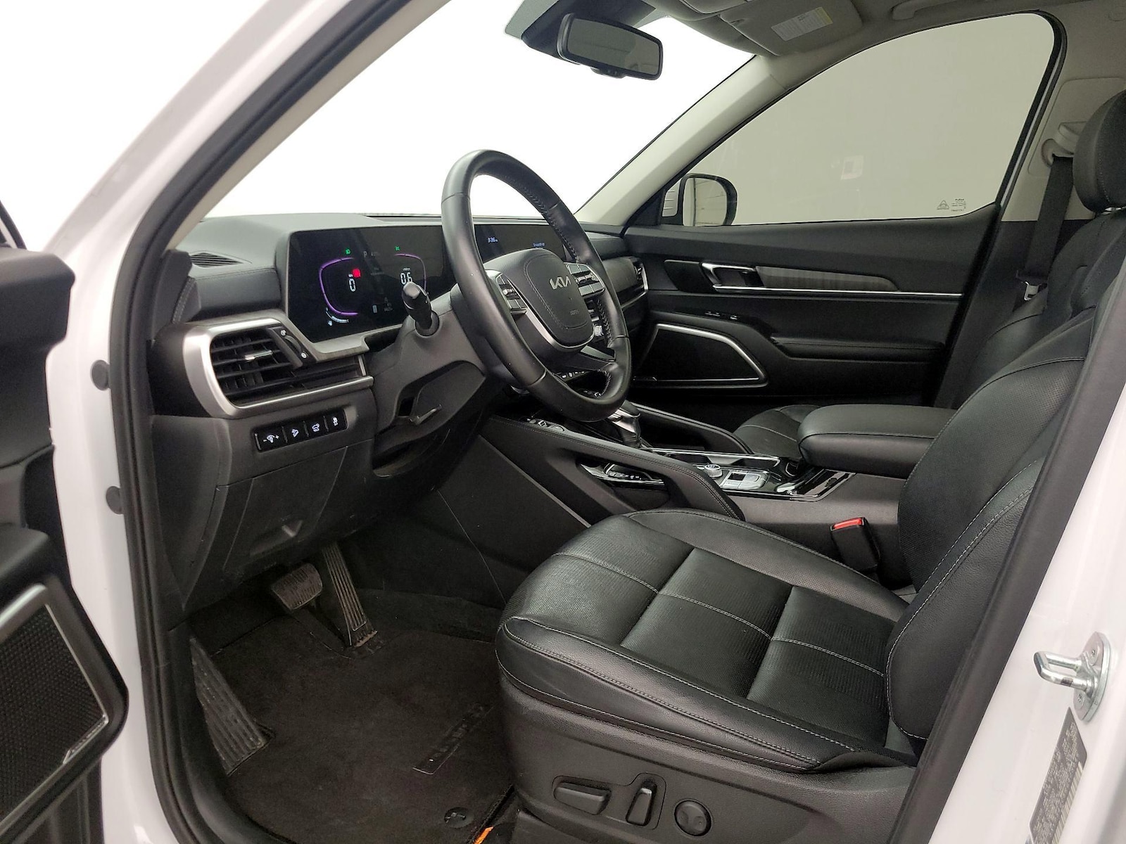 2024 Kia Telluride EX - Photo 12