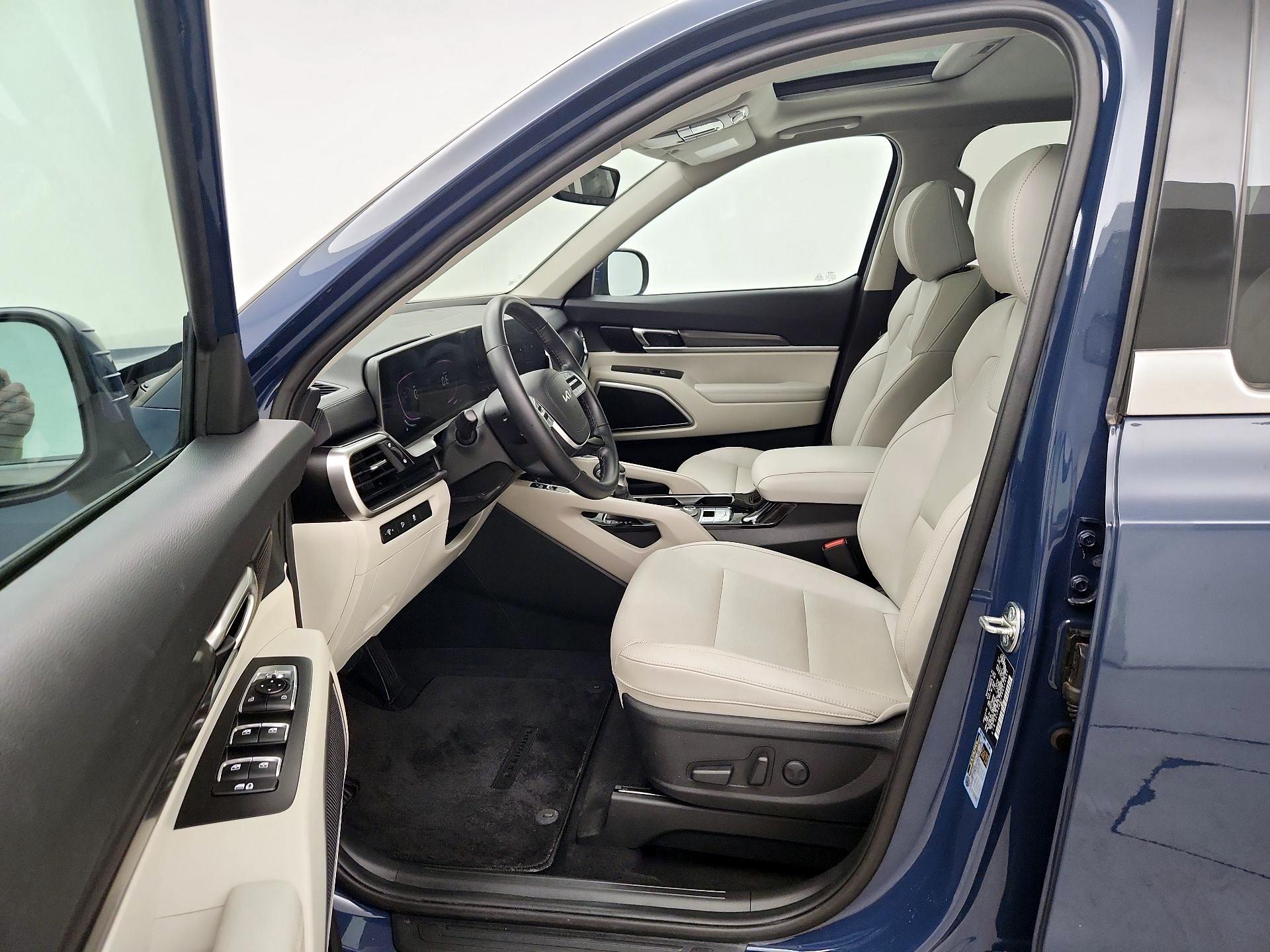 Thumbnail: 2024 Kia Telluride - 11