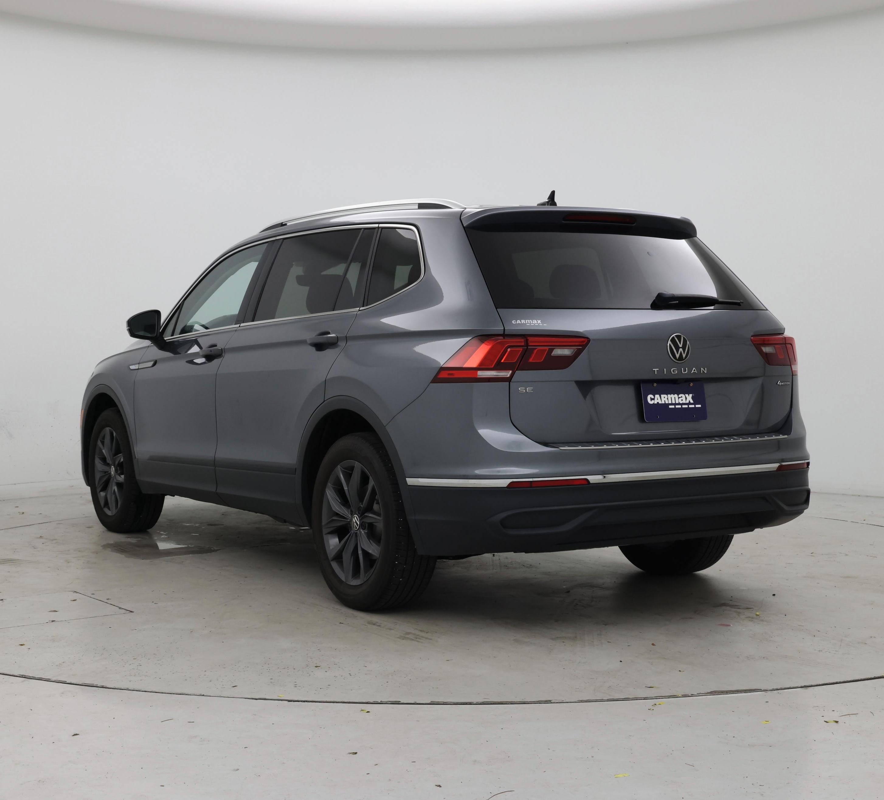 Thumbnail: 2023 Volkswagen Tiguan - 2