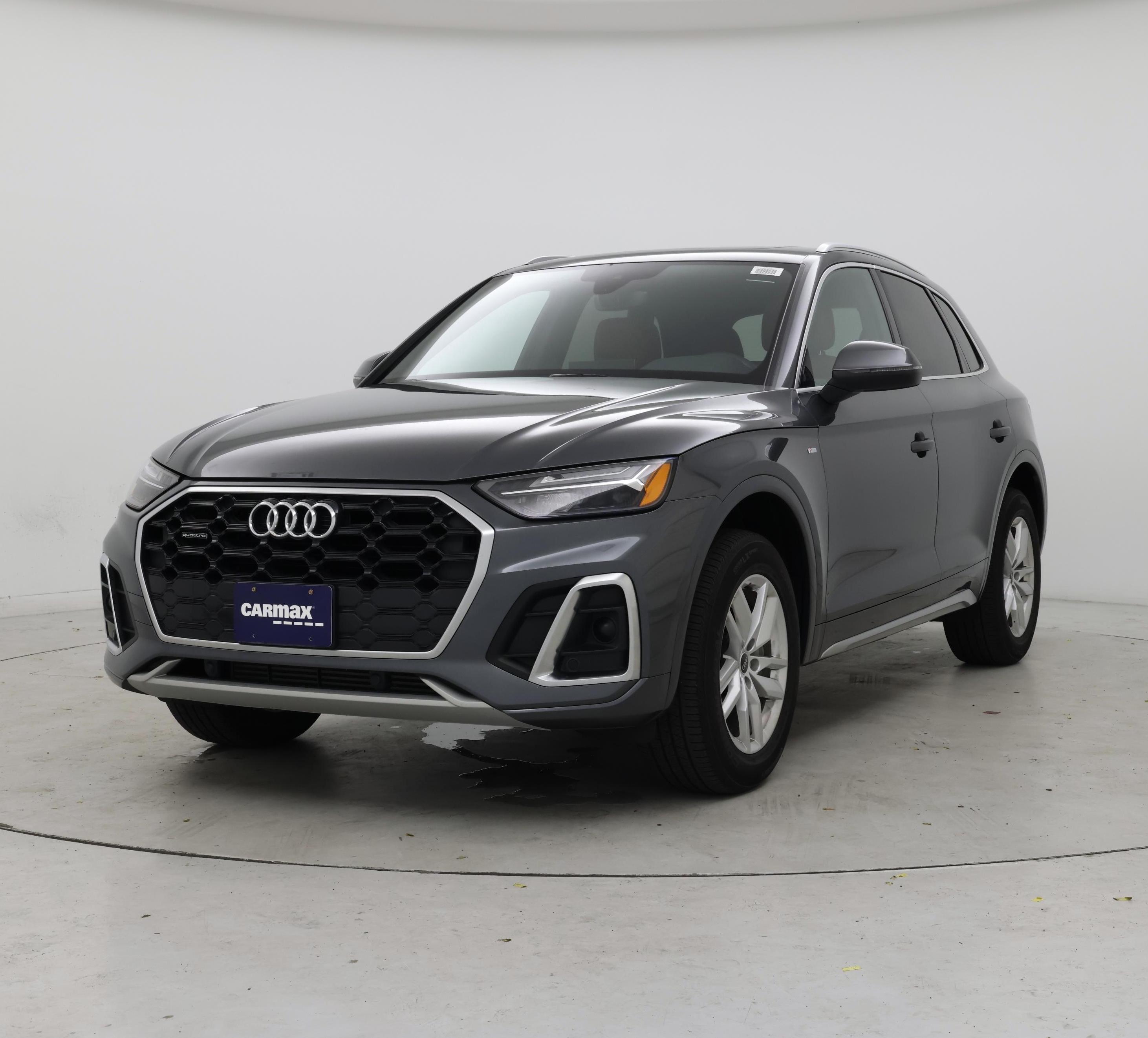 Thumbnail: 2023 Audi Q5 - 4