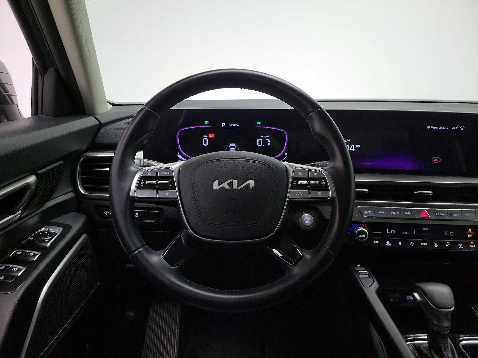 2024 Kia Telluride S - Photo 11