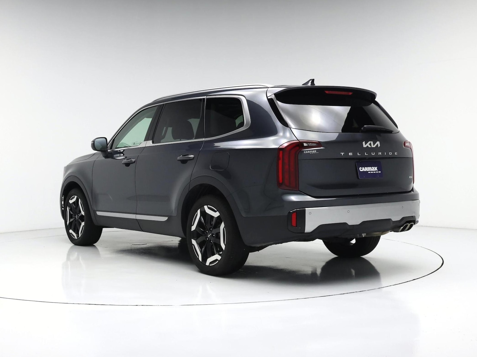 2024 Kia Telluride S - Photo 3