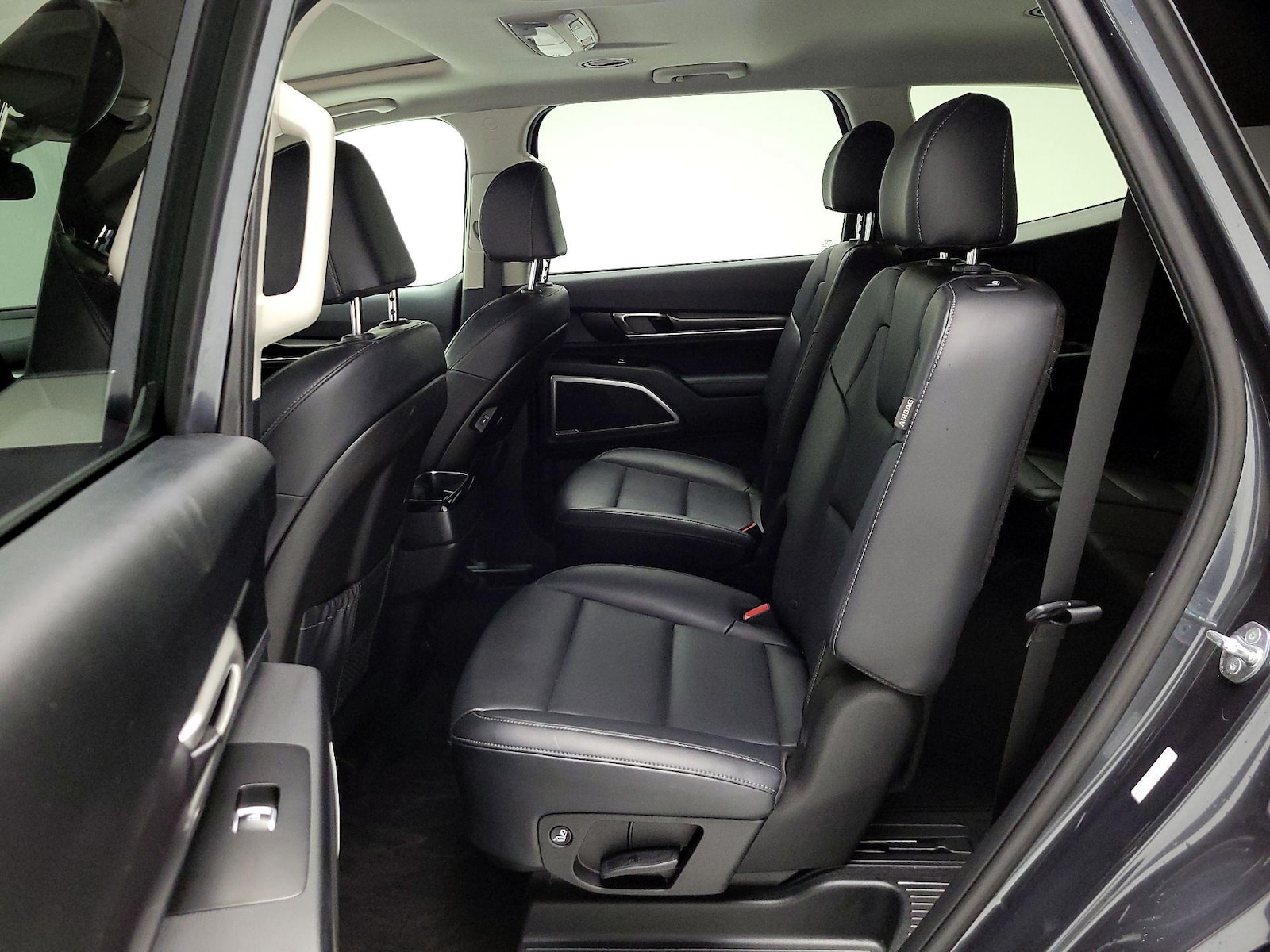2024 Kia Telluride S - Photo 20