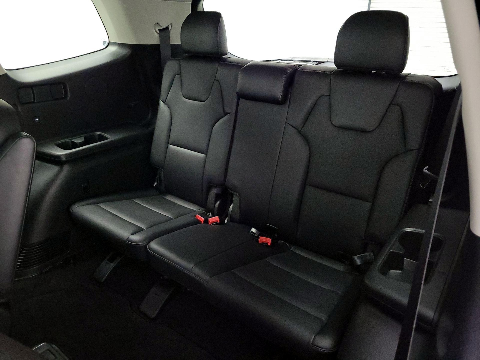 2024 Kia Telluride S - Photo 21