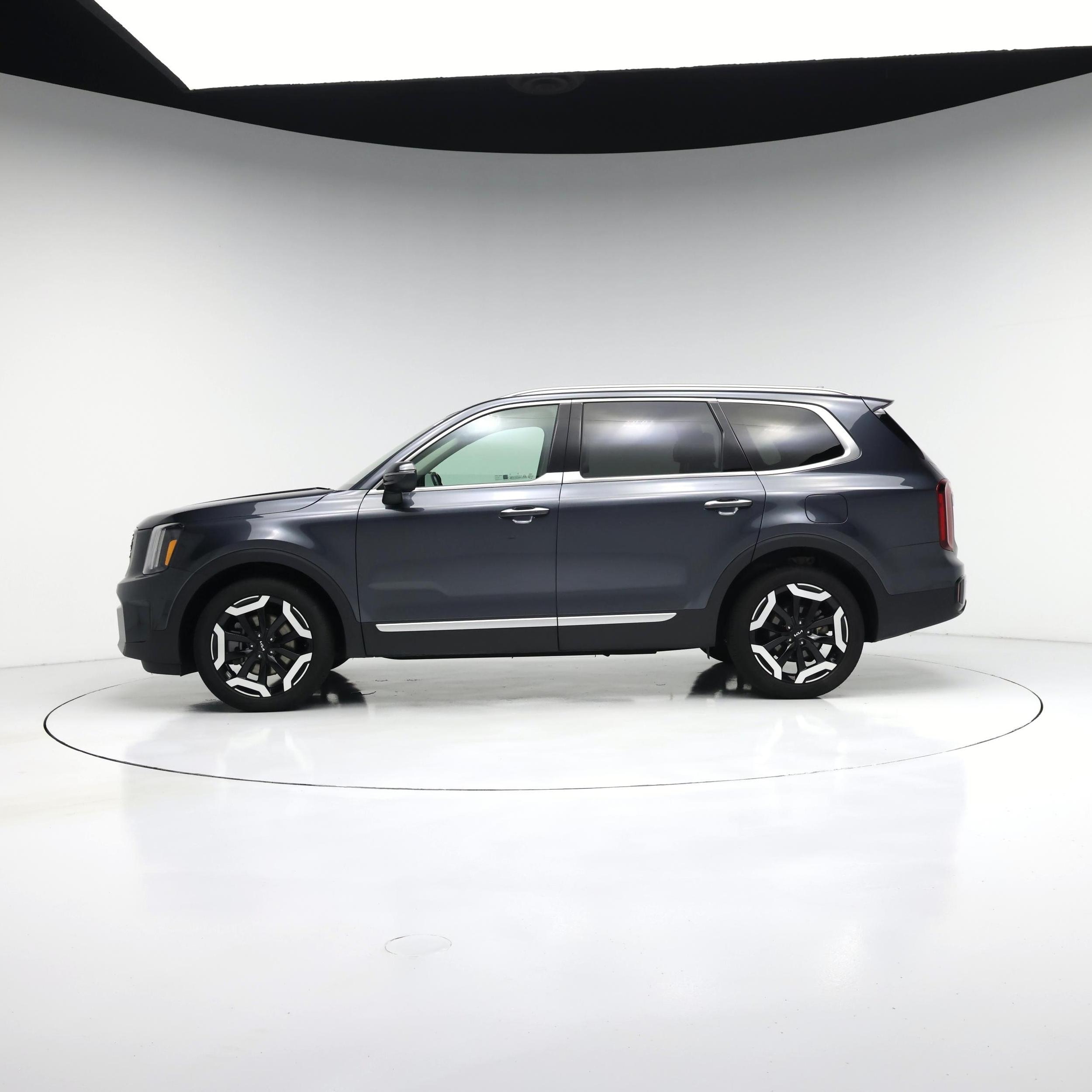 Thumbnail: 2024 Kia Telluride - 3
