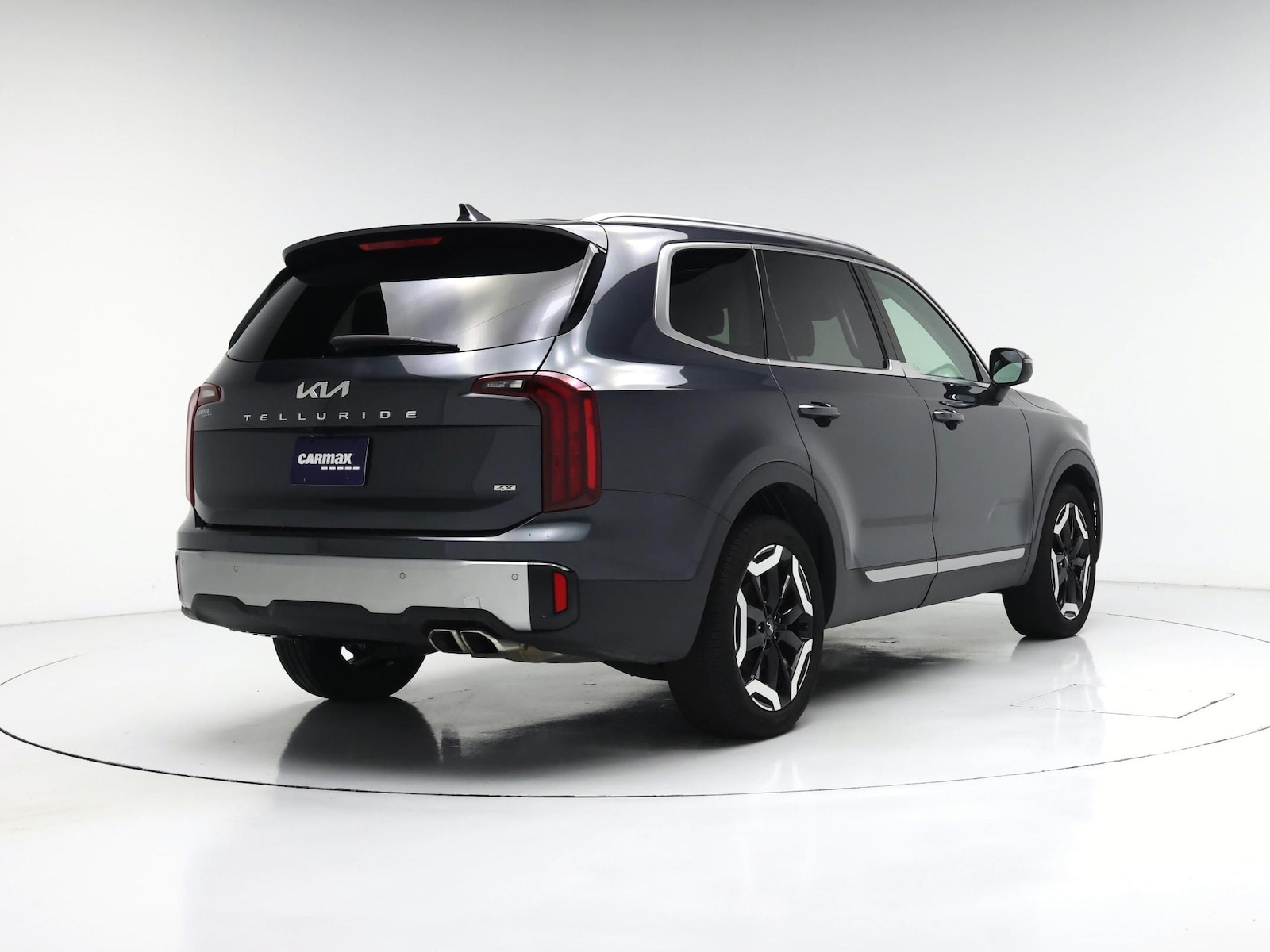 2024 Kia Telluride S - Photo 9
