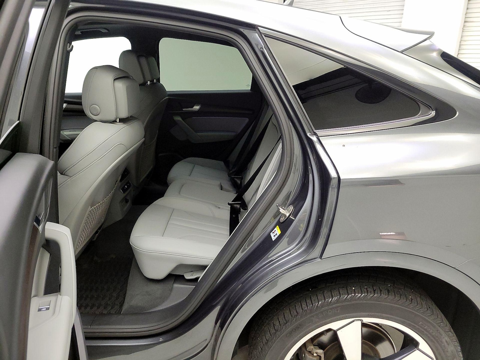 Rear Air Conditioning