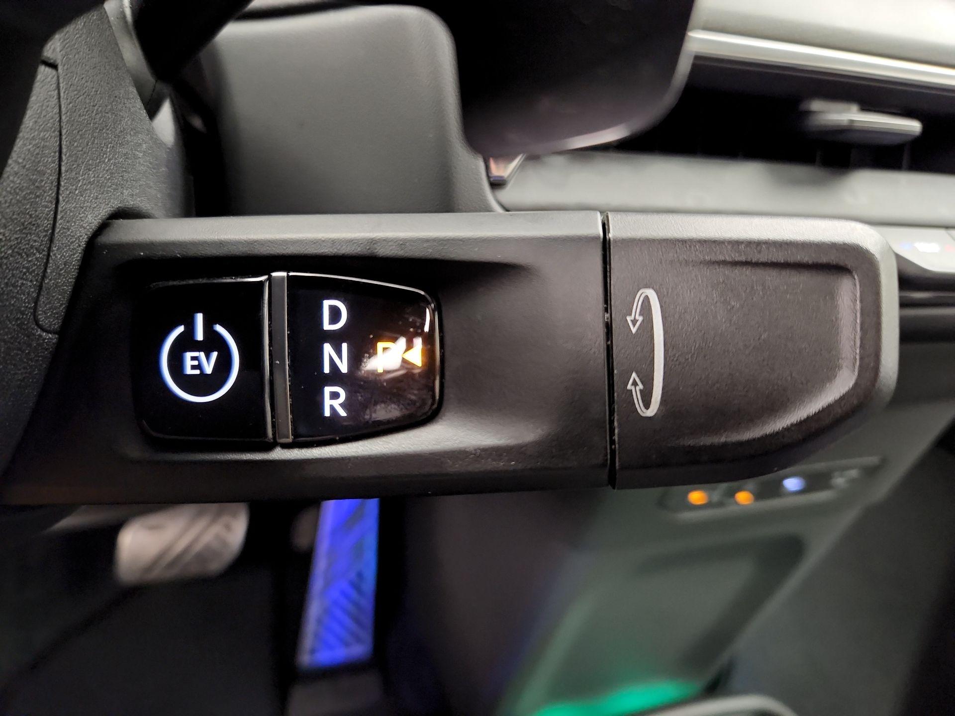 Thumbnail: 2024 Kia EV9 - 18